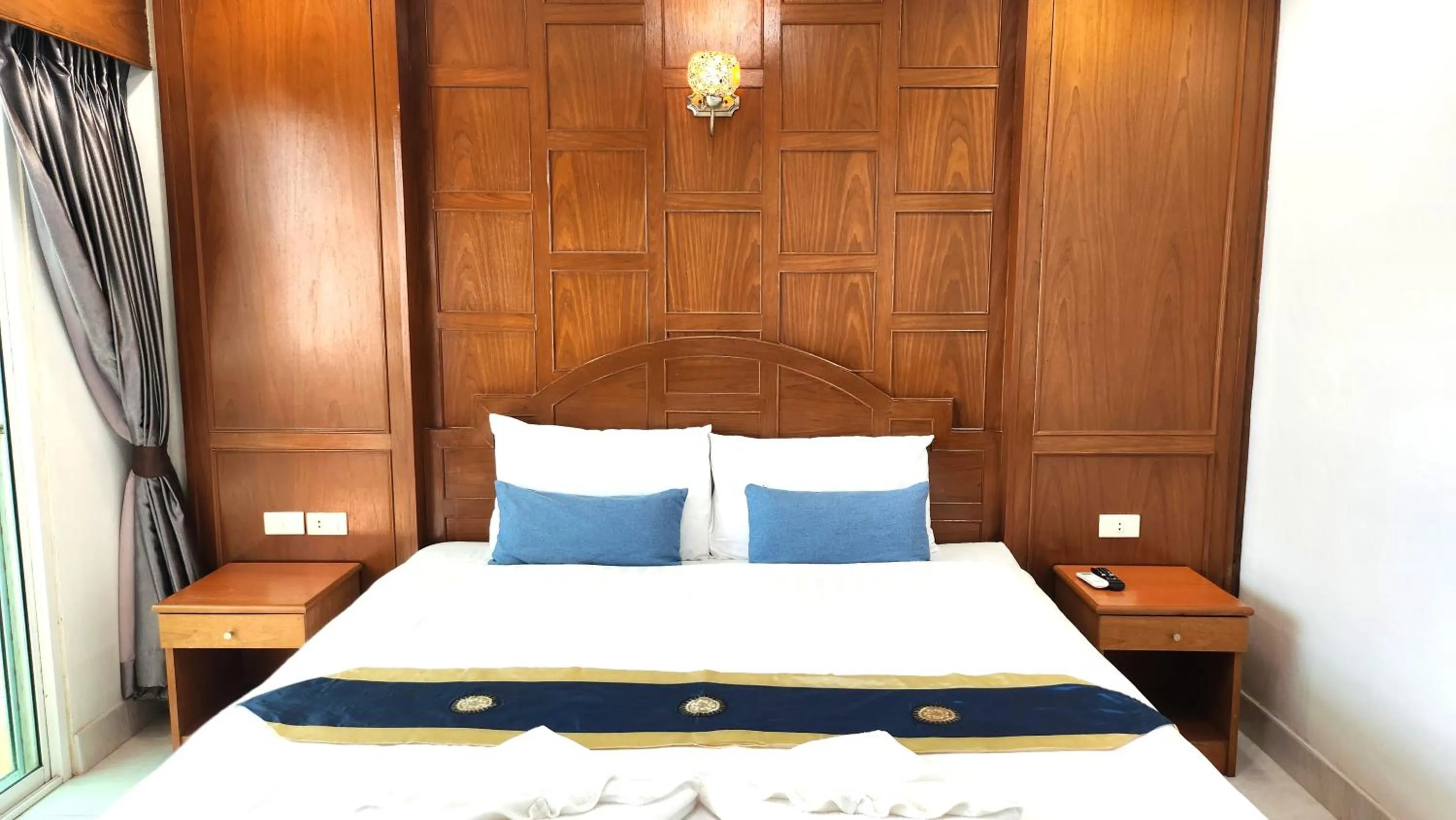 Bed in Chalita House