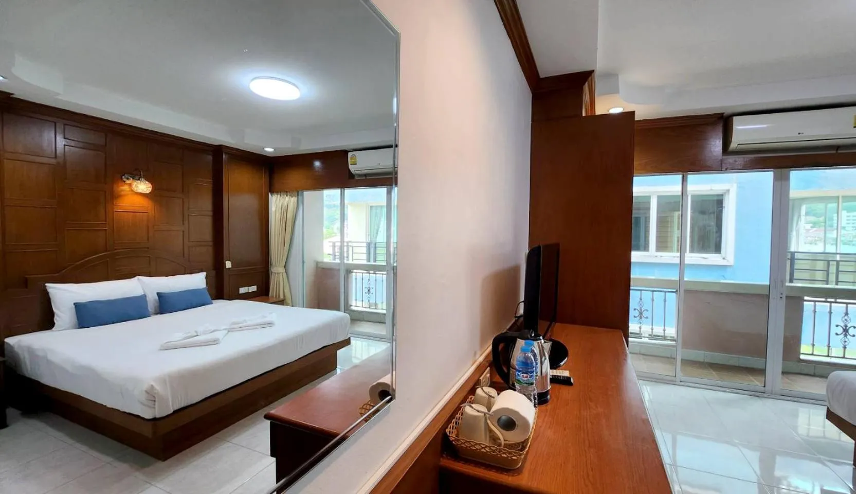 Bed in Chalita House