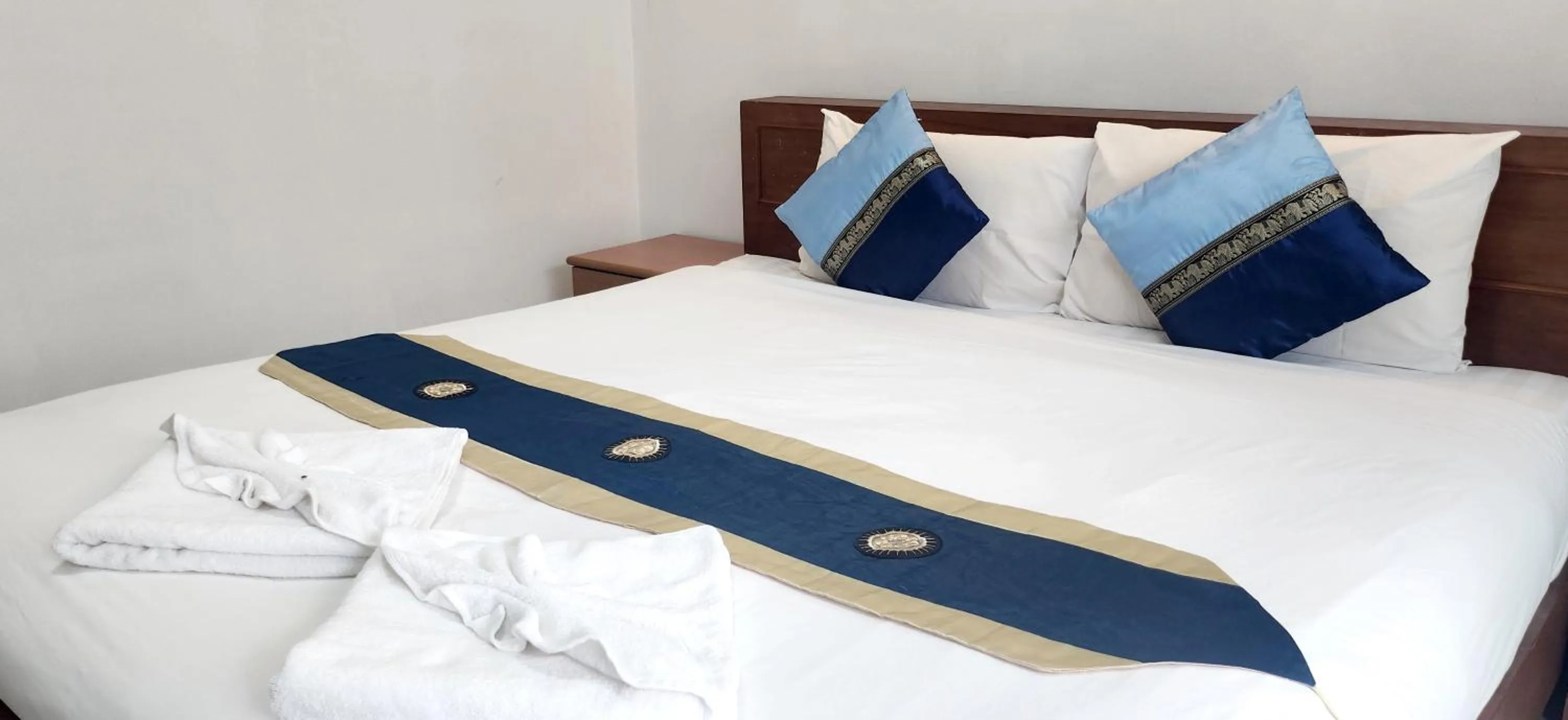 Bed in Chalita House