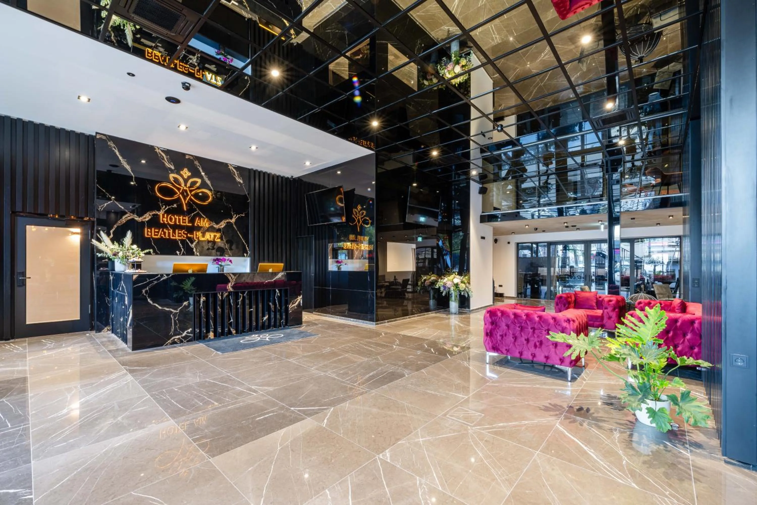 Lobby or reception in Hotel am Beatles-Platz
