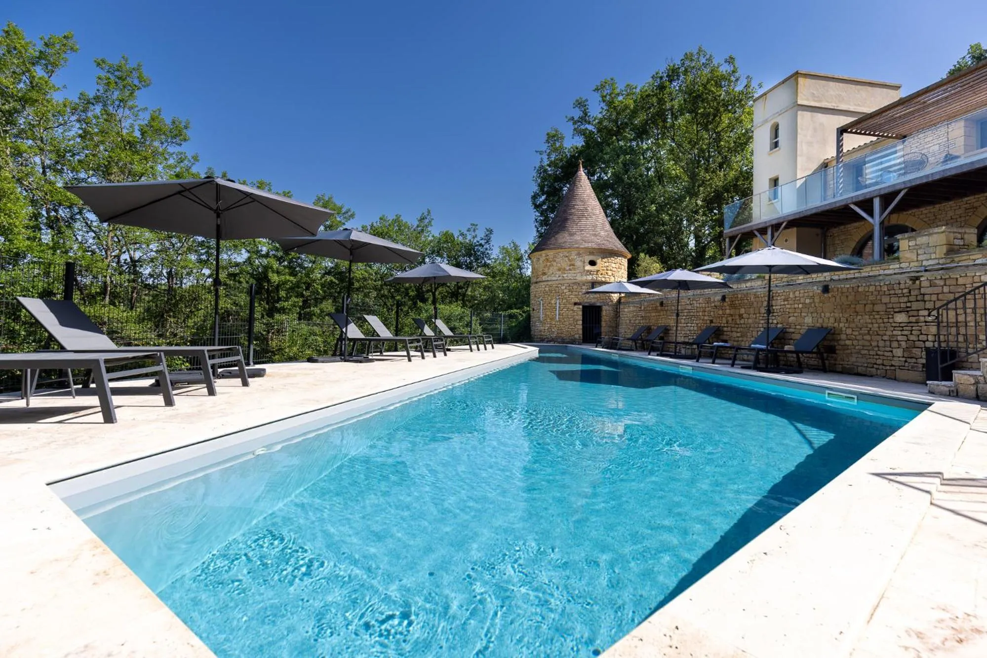Swimming pool in La Perle de Domme