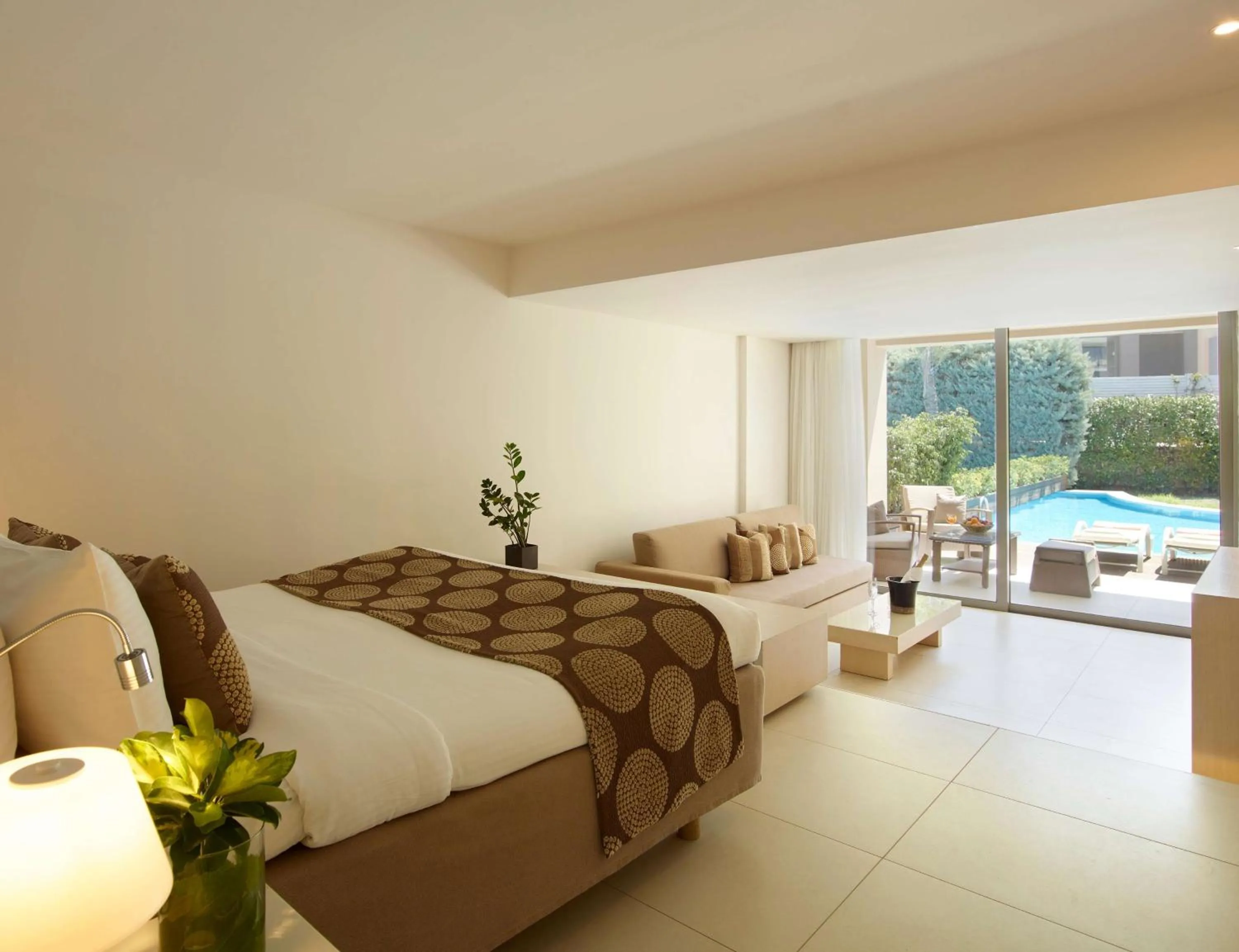 Living room, Bed in The Ixian Grand & All Suites - Adults Only Hotel