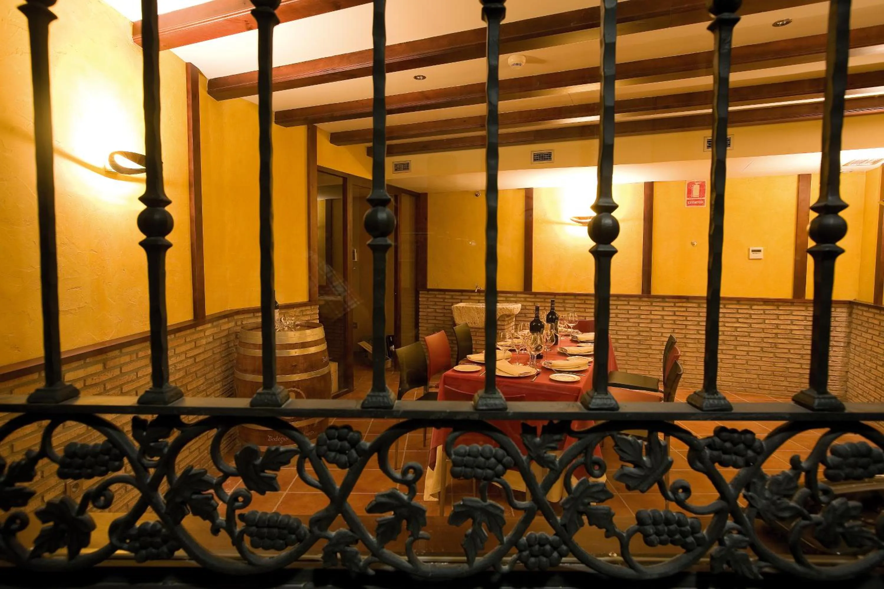 Restaurant/places to eat in F&G Logroño