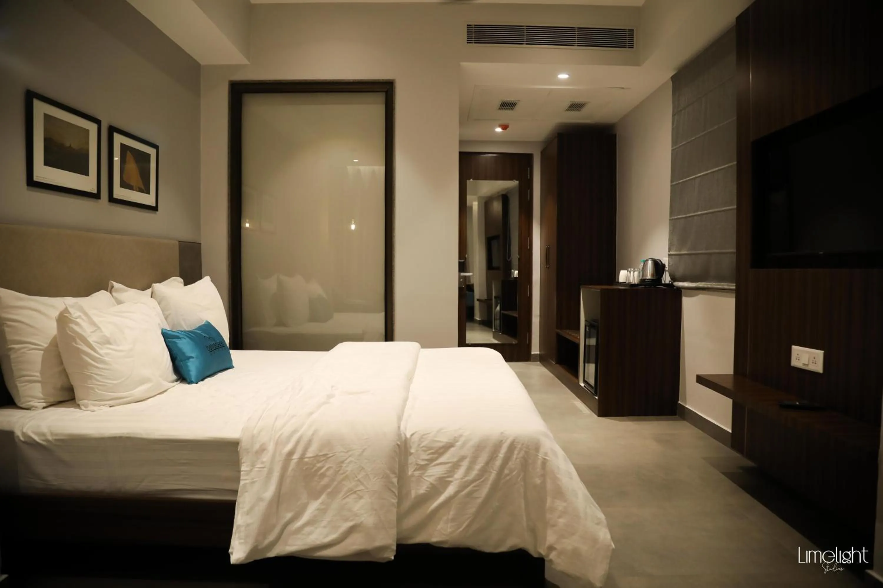 Bed in Belvedere Suites