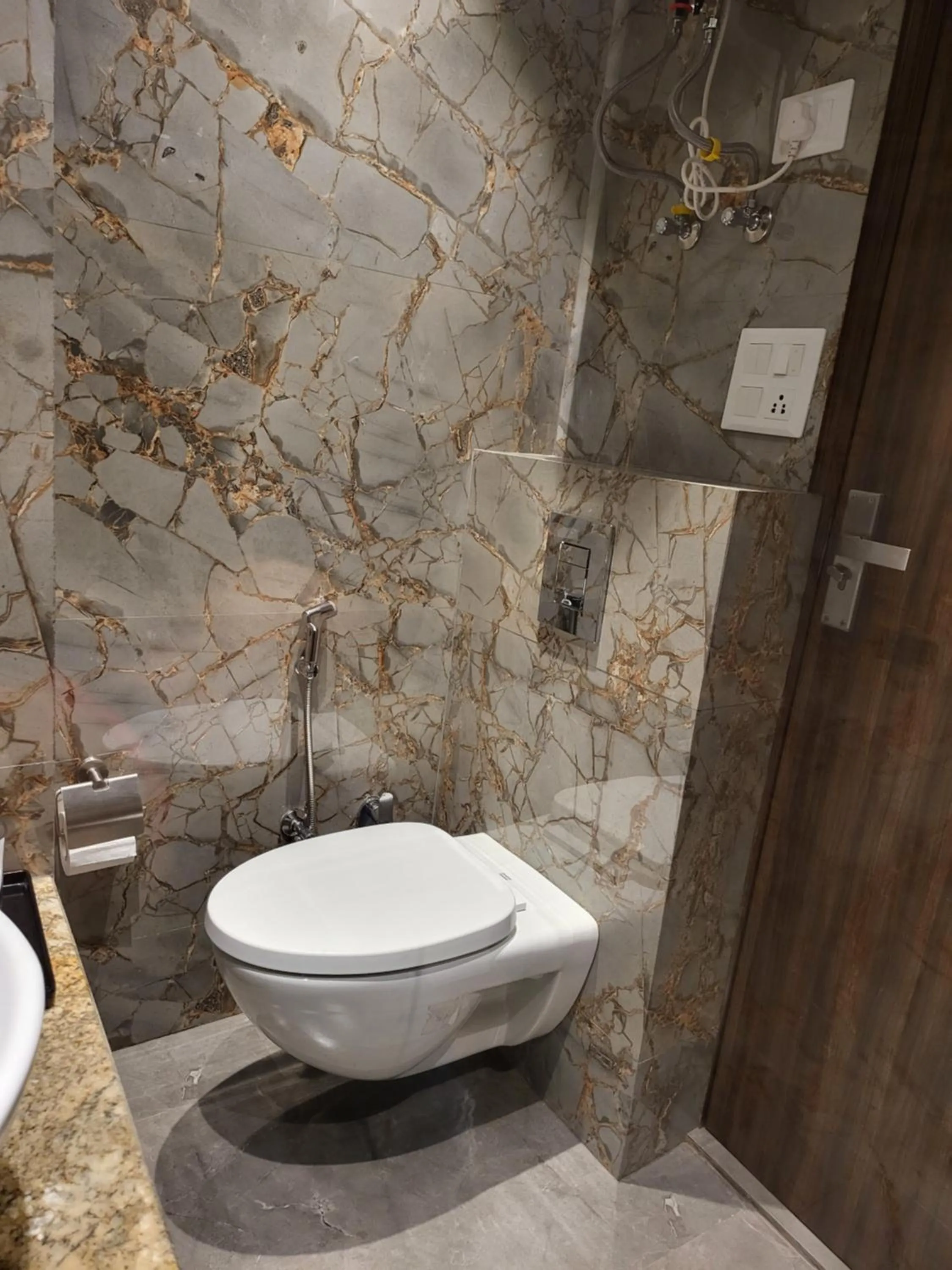 Bathroom in Belvedere Suites