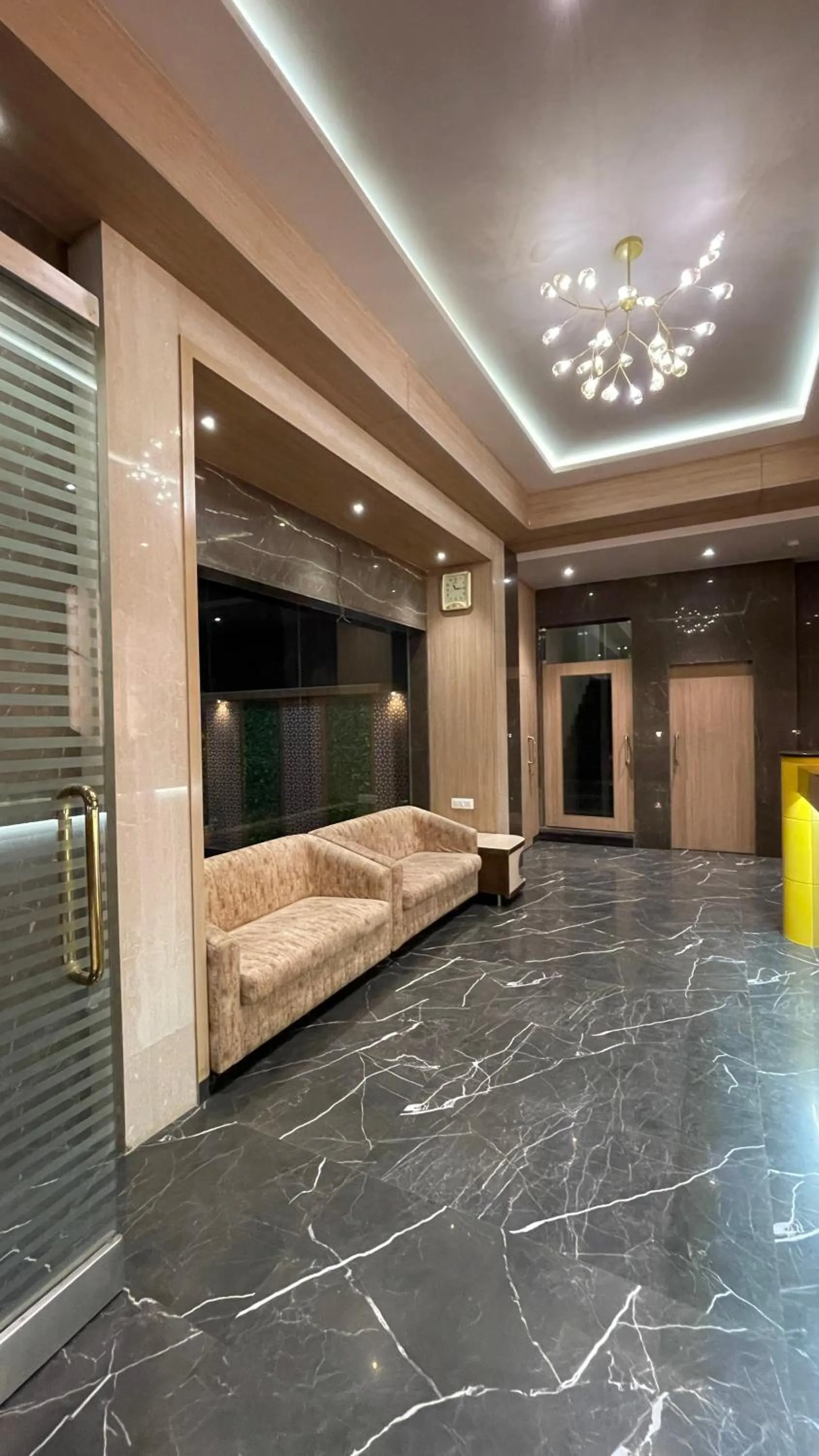 Lobby or reception in Hotel Sarovar Residency
