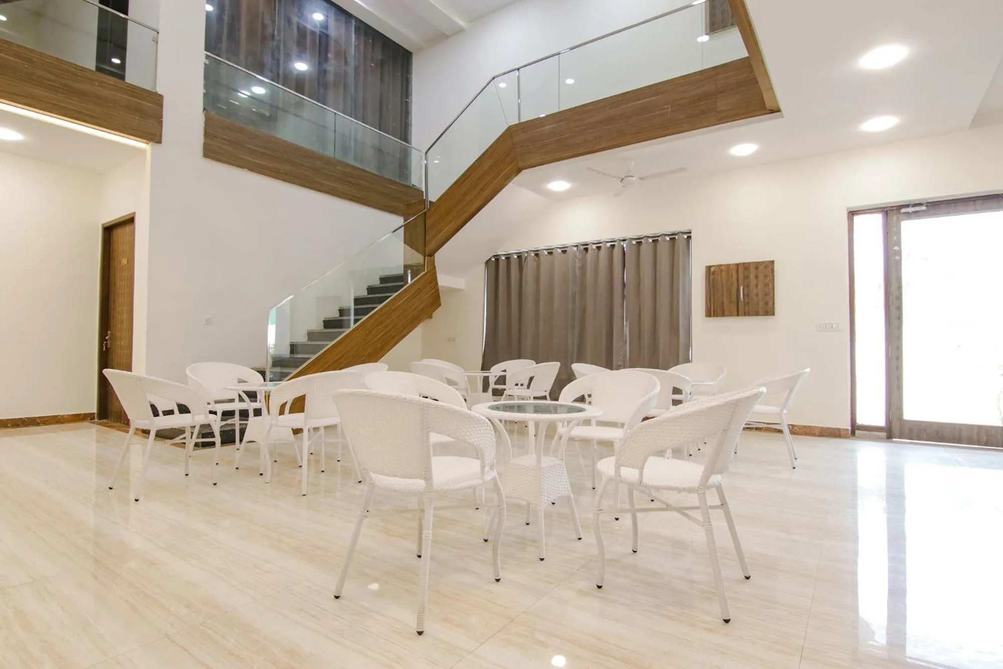 Restaurant/places to eat in FabHotel Sky Lark Farm