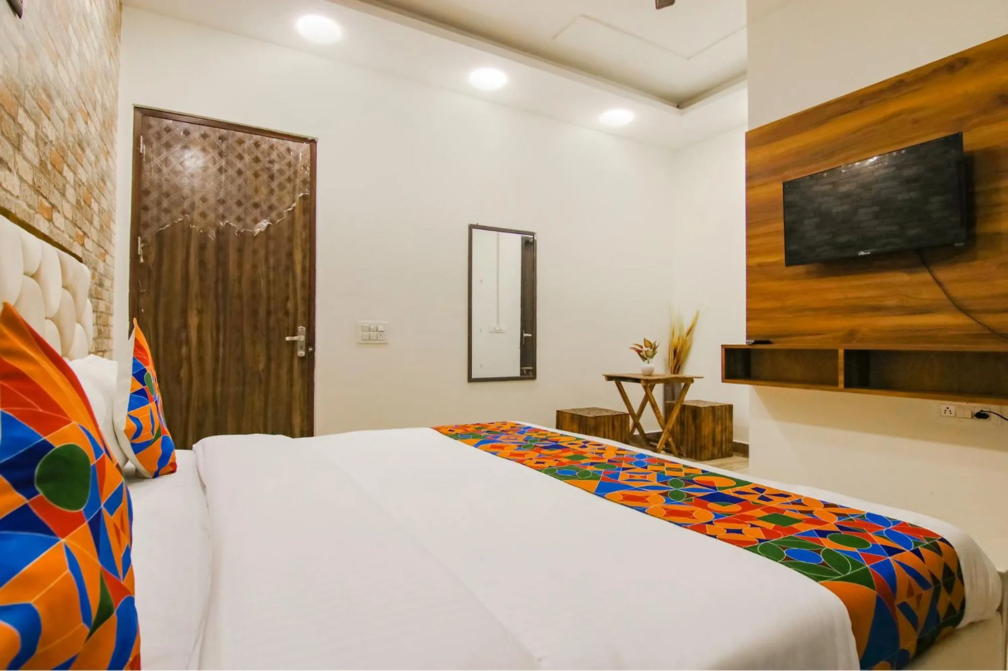 Bed in FabHotel Sky Lark Farm