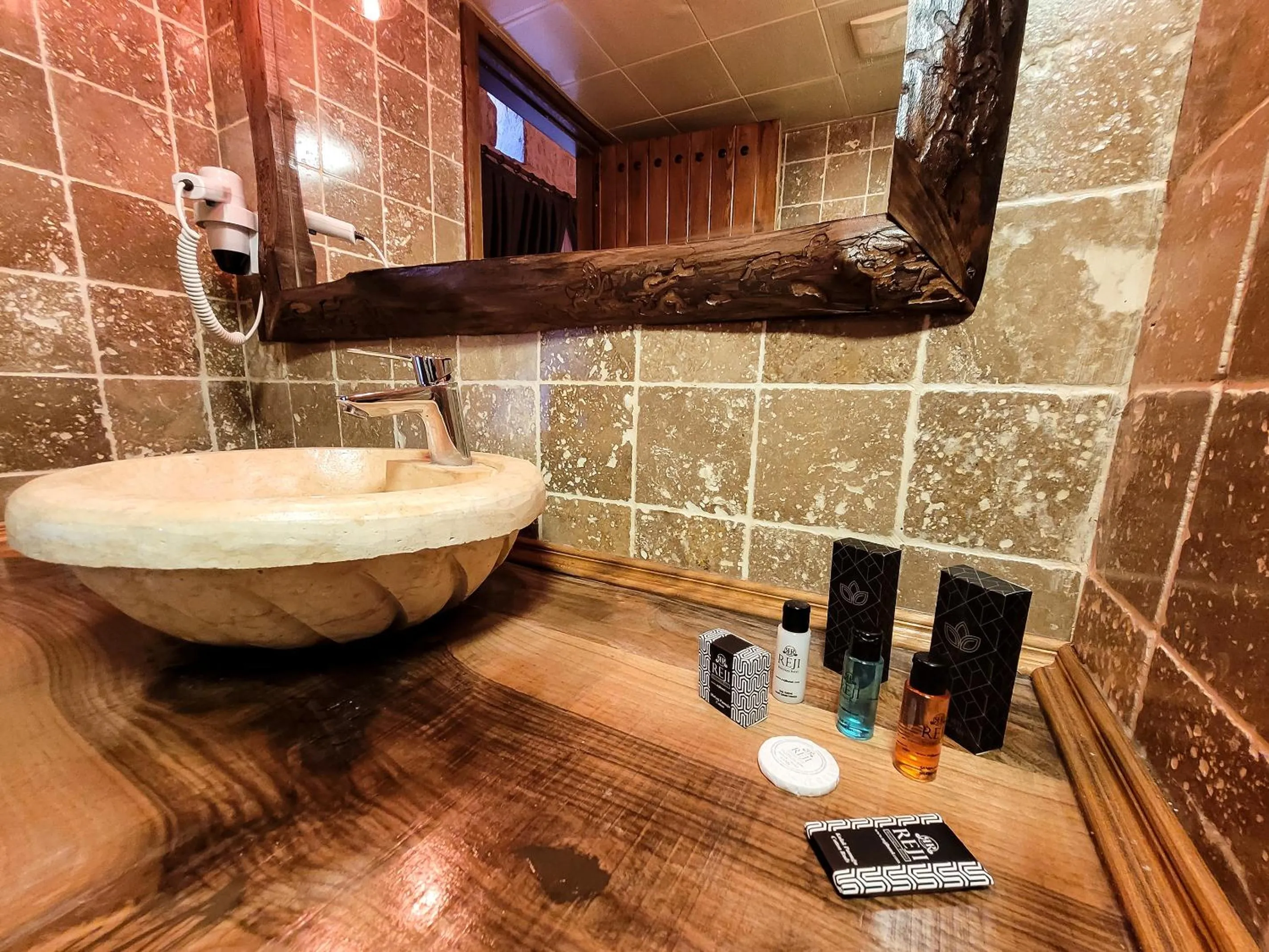 Bathroom in Reji Boutique Hotel