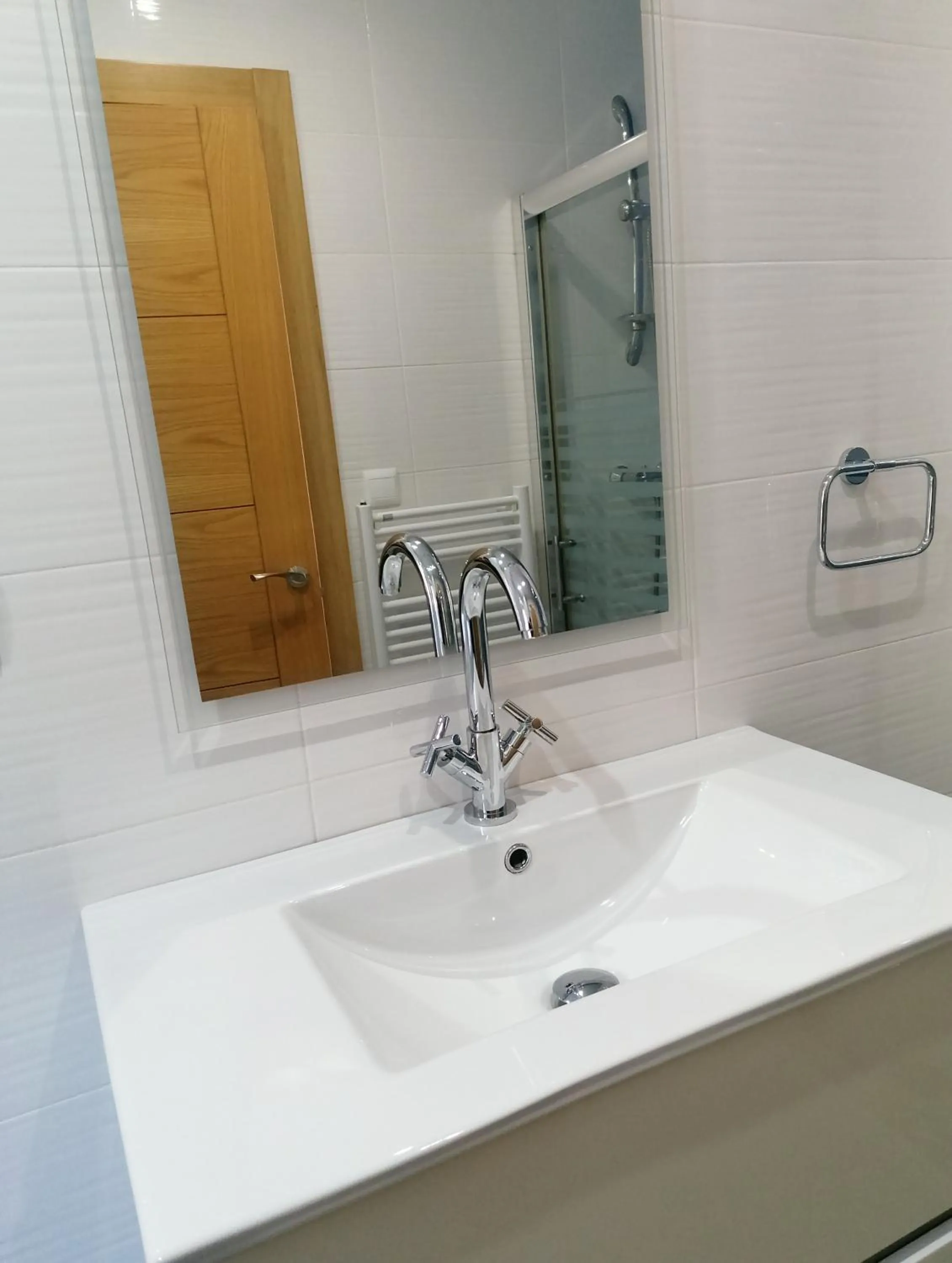 Shower in Alojamiento rural El Refugio