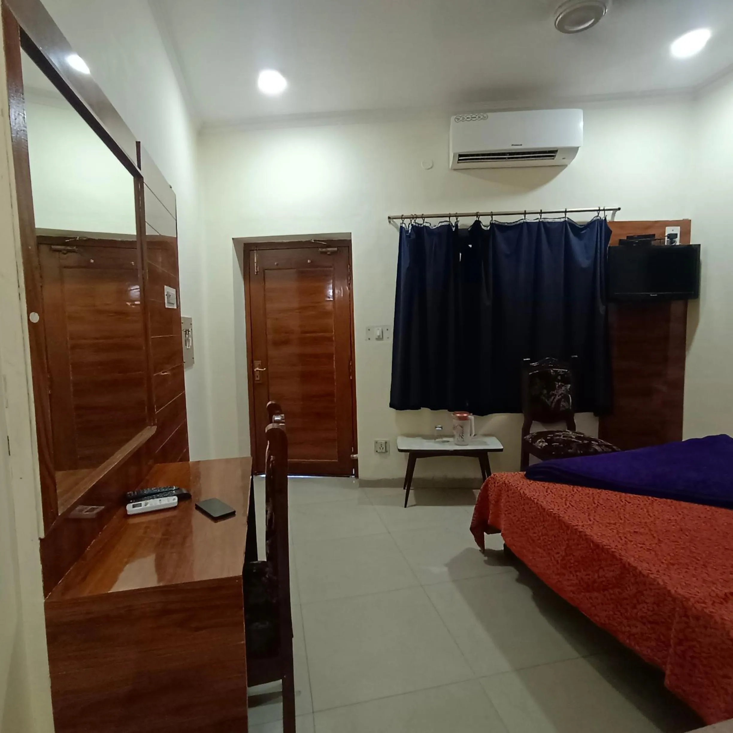 air conditioner, Bed in Hotel Ganga Azure@ Har Ki Pauri Road