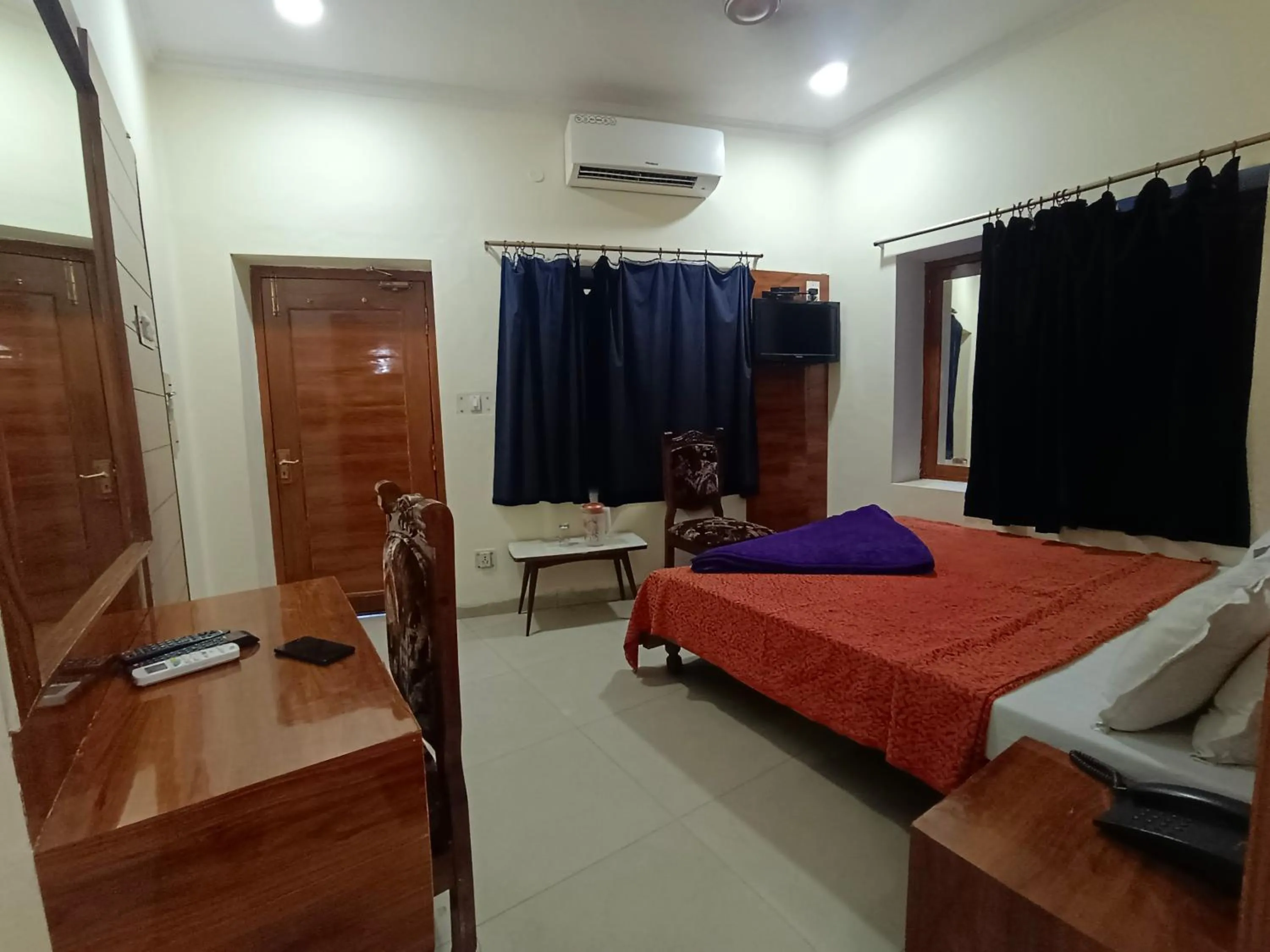 Photo of the whole room, Bed in Hotel Ganga Azure@ Har Ki Pauri Road