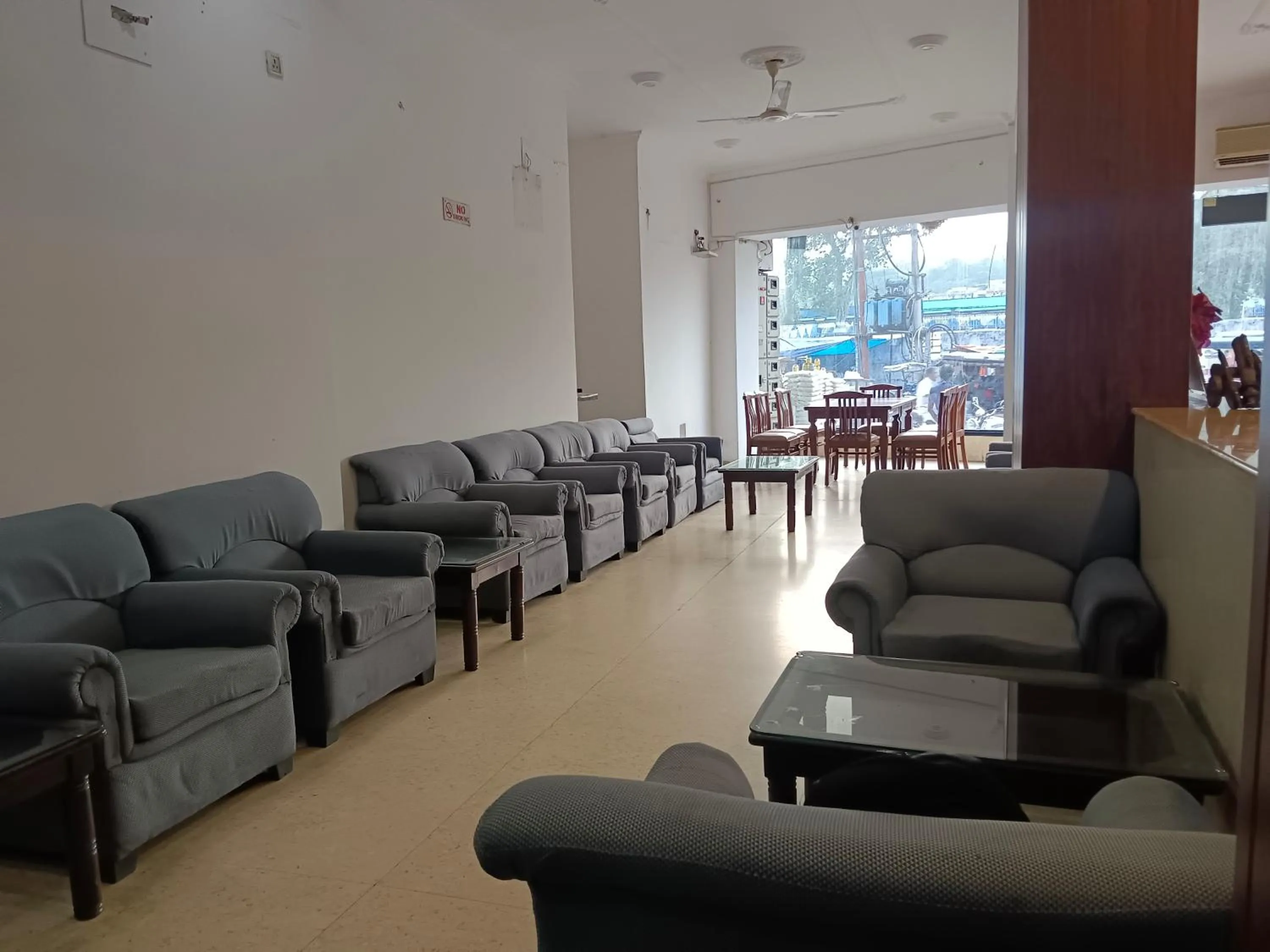 Lobby or reception in Hotel Ganga Azure@ Har Ki Pauri Road