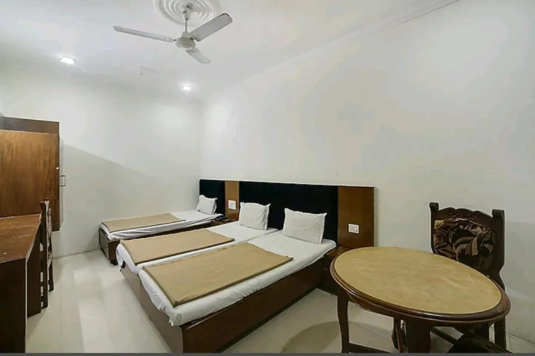 Bed in Hotel Ganga Azure@ Har Ki Pauri Road