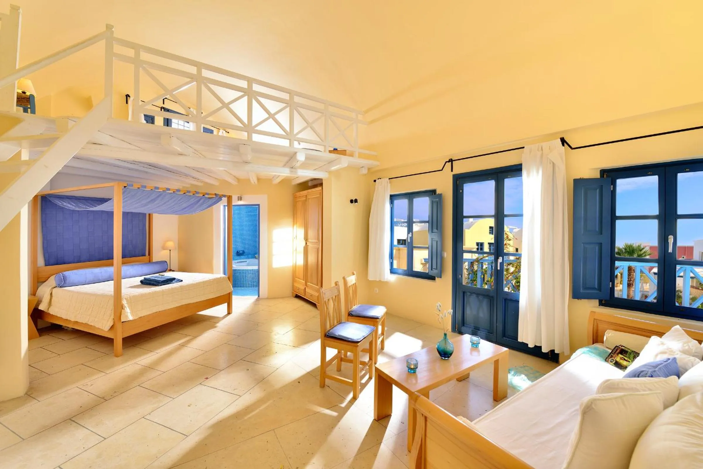 Bedroom, Bed in Tamarix Del Mar Suites