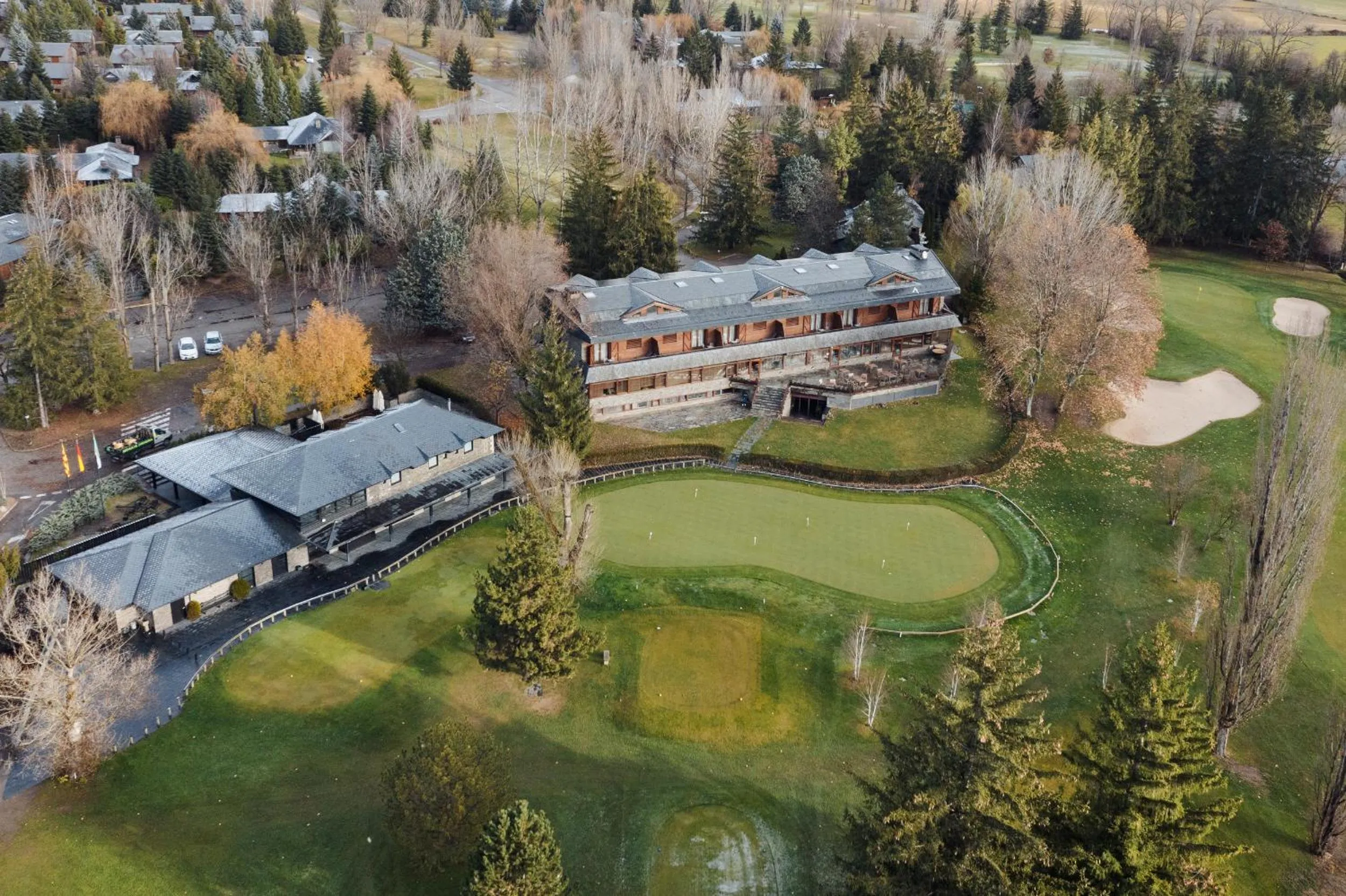 Property building in Hotel Xalet del Golf