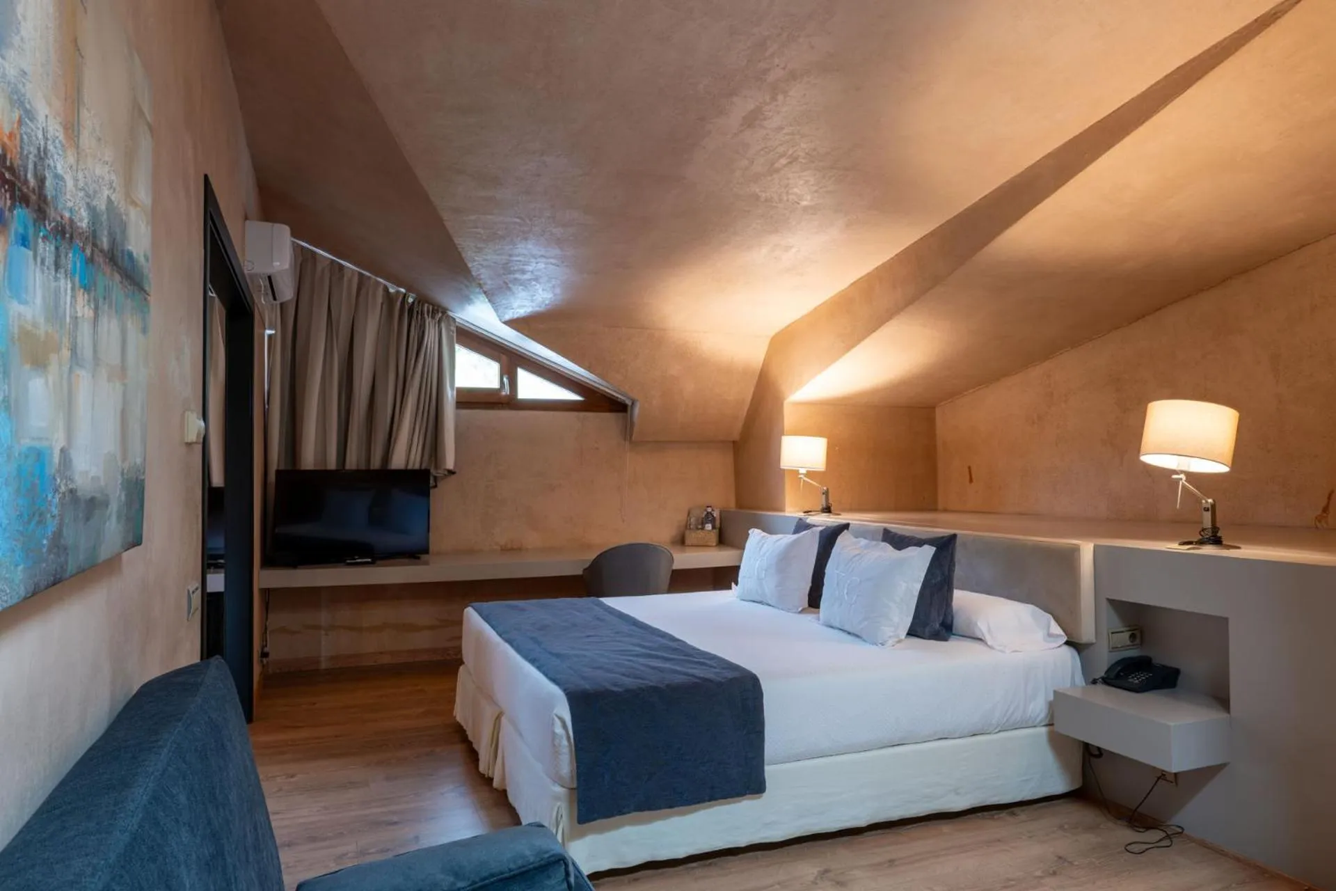 Bed in Hotel Xalet del Golf