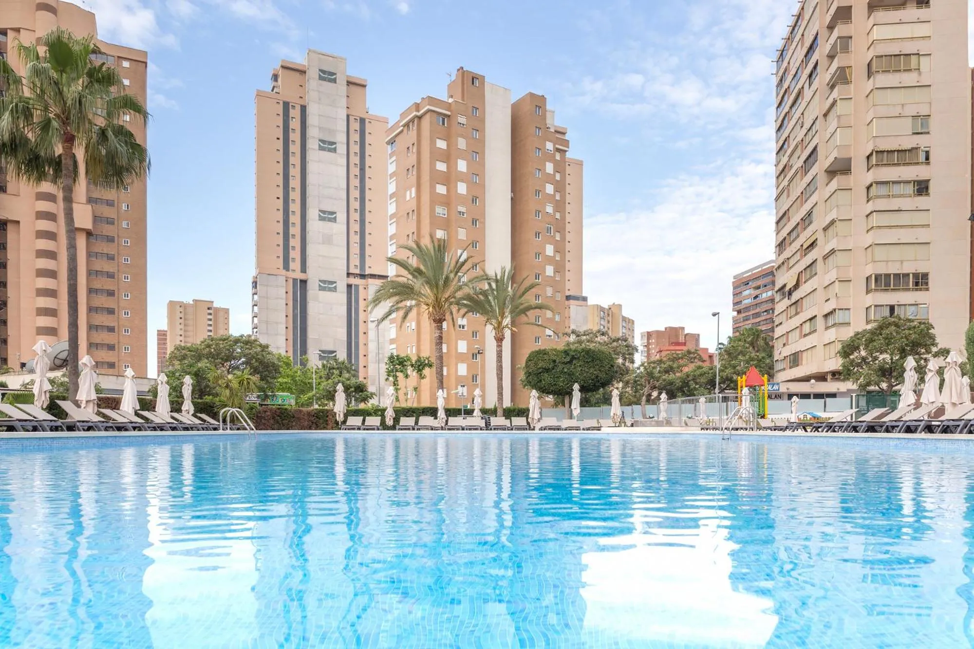 Swimming pool in Sandos Benidorm Suites