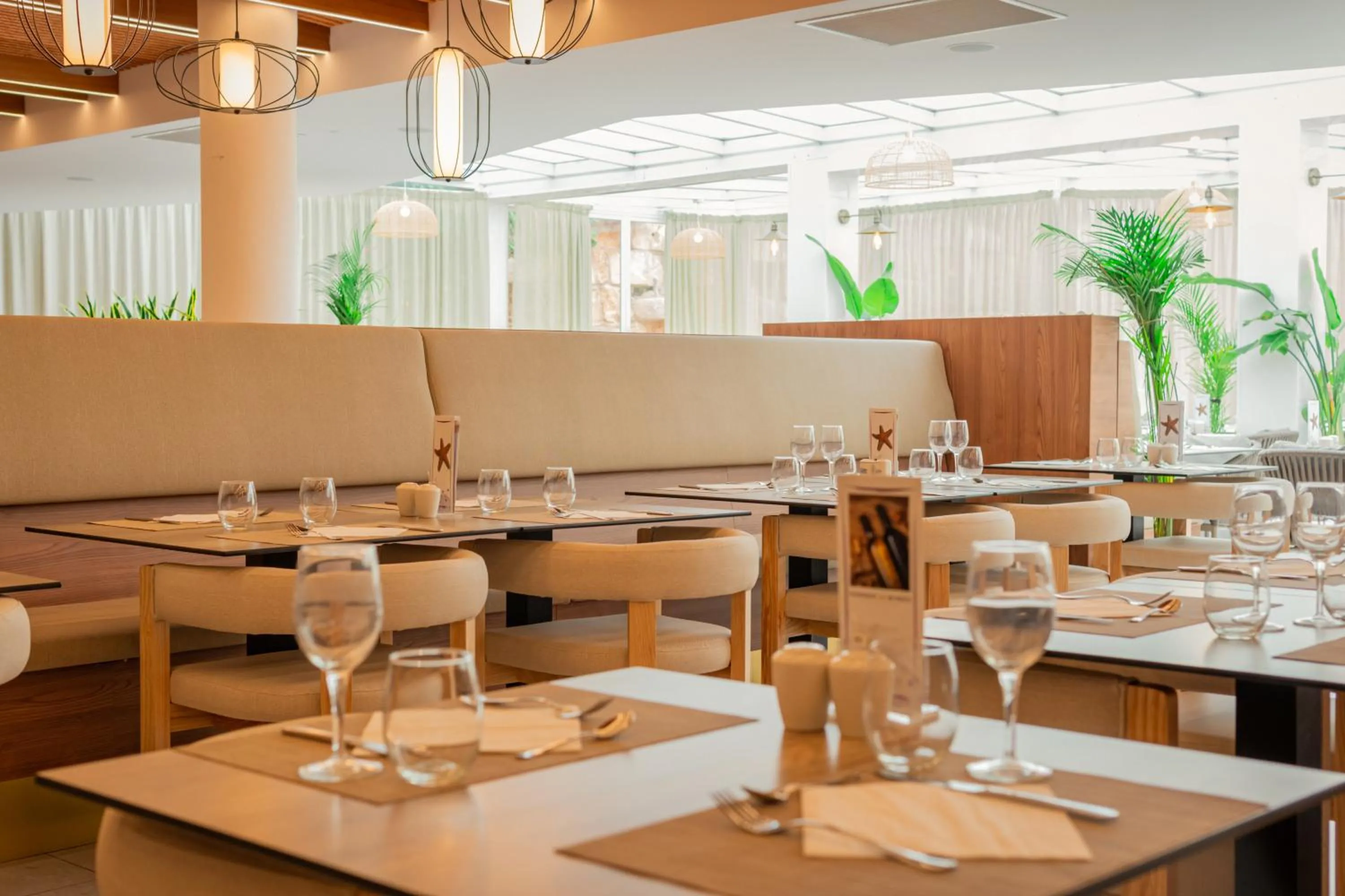 Restaurant/places to eat in Hotel Bahia del Sol