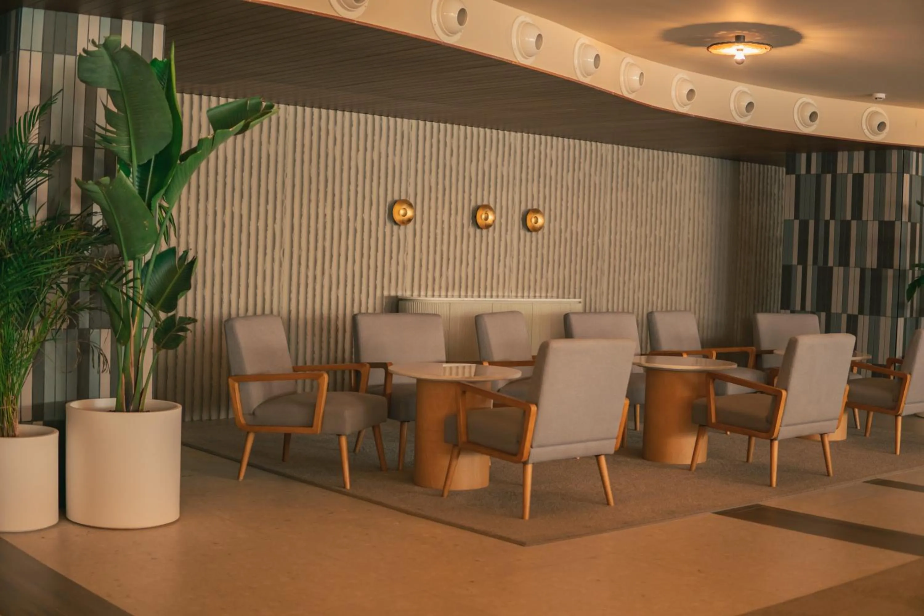 Lounge or bar in Hotel Bahia del Sol