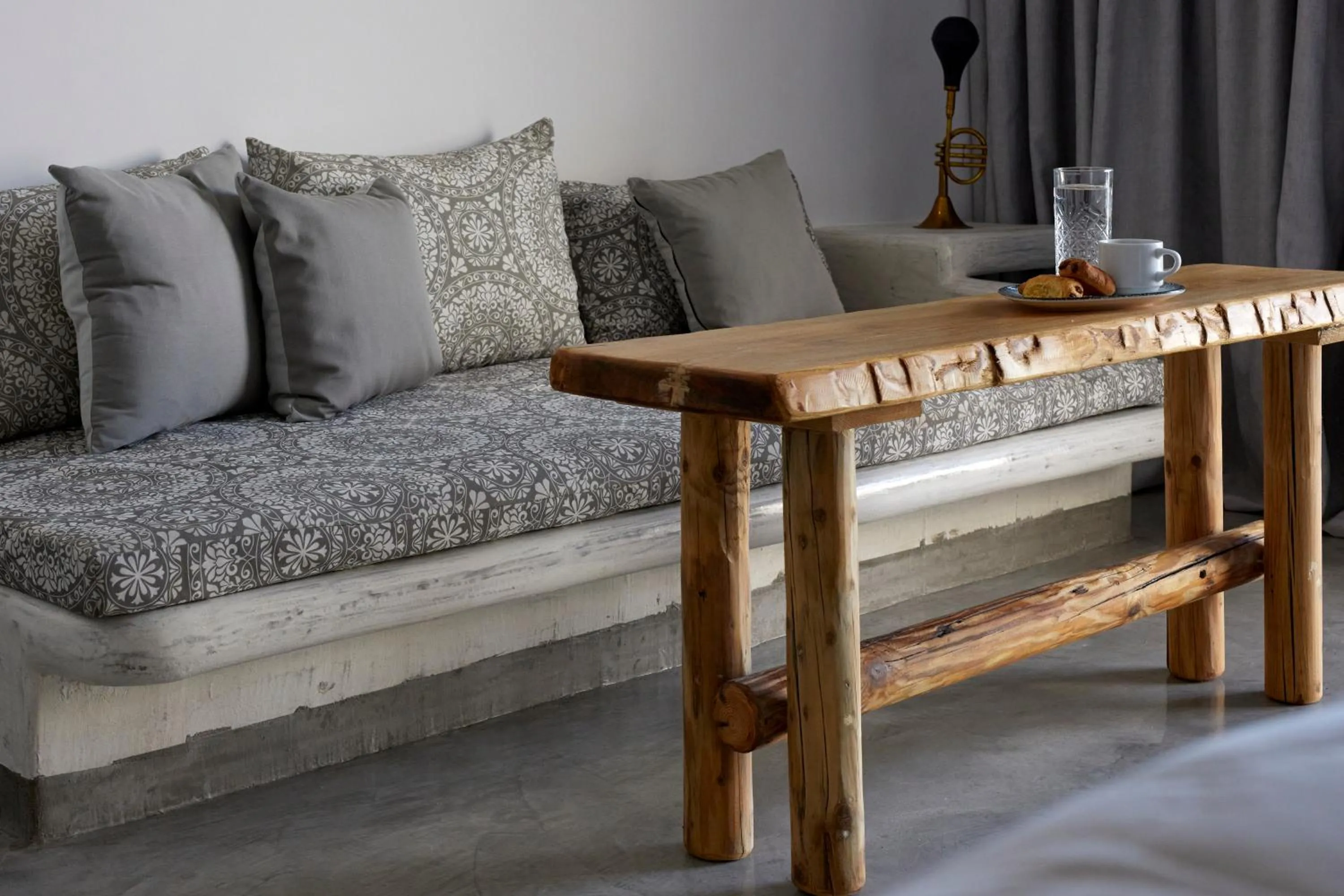 Seating area, Bed in Suites of the Gods Cave Spa Hotel