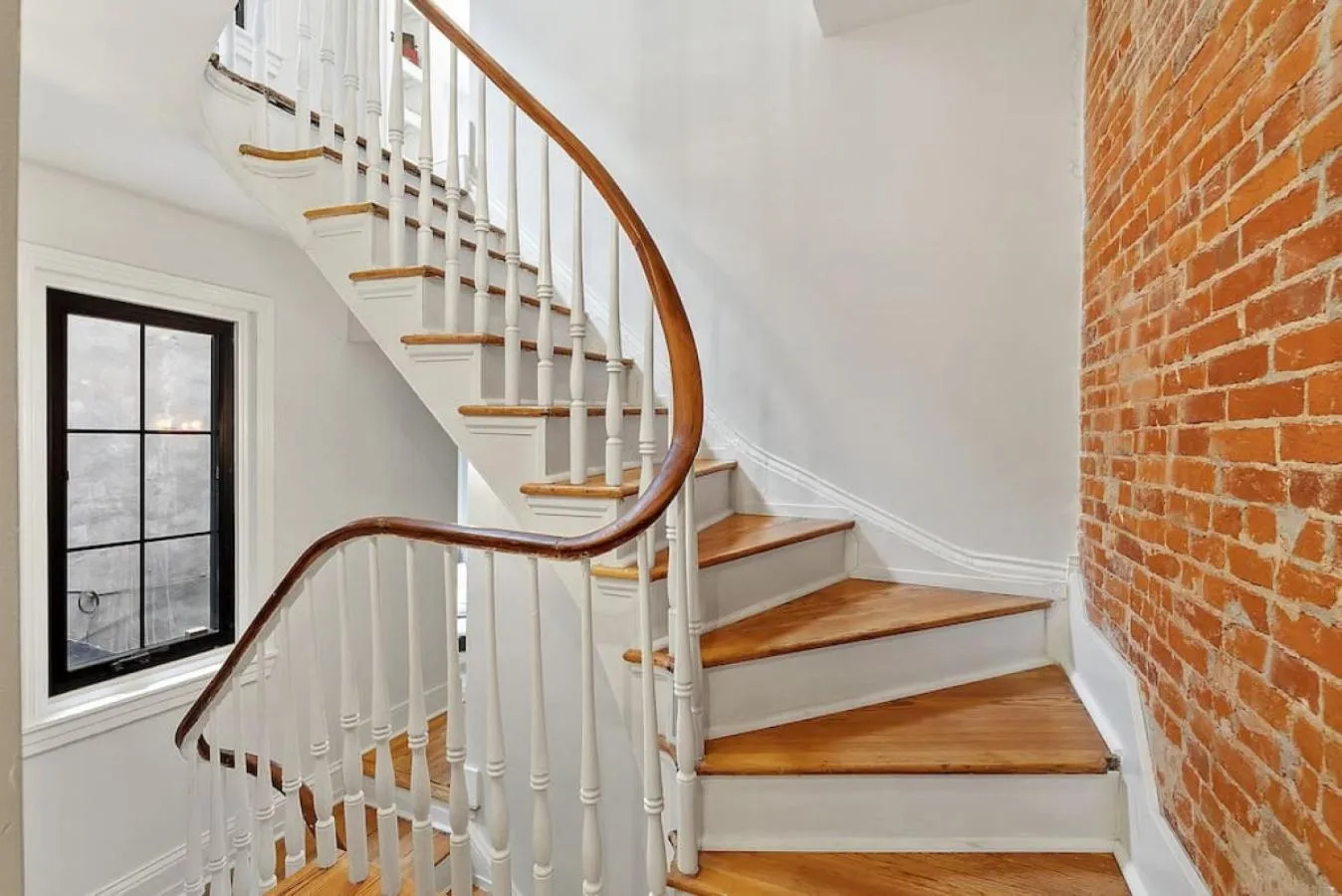 Floor plan in Designer 3 BR Townhome with Beautiful Backyard