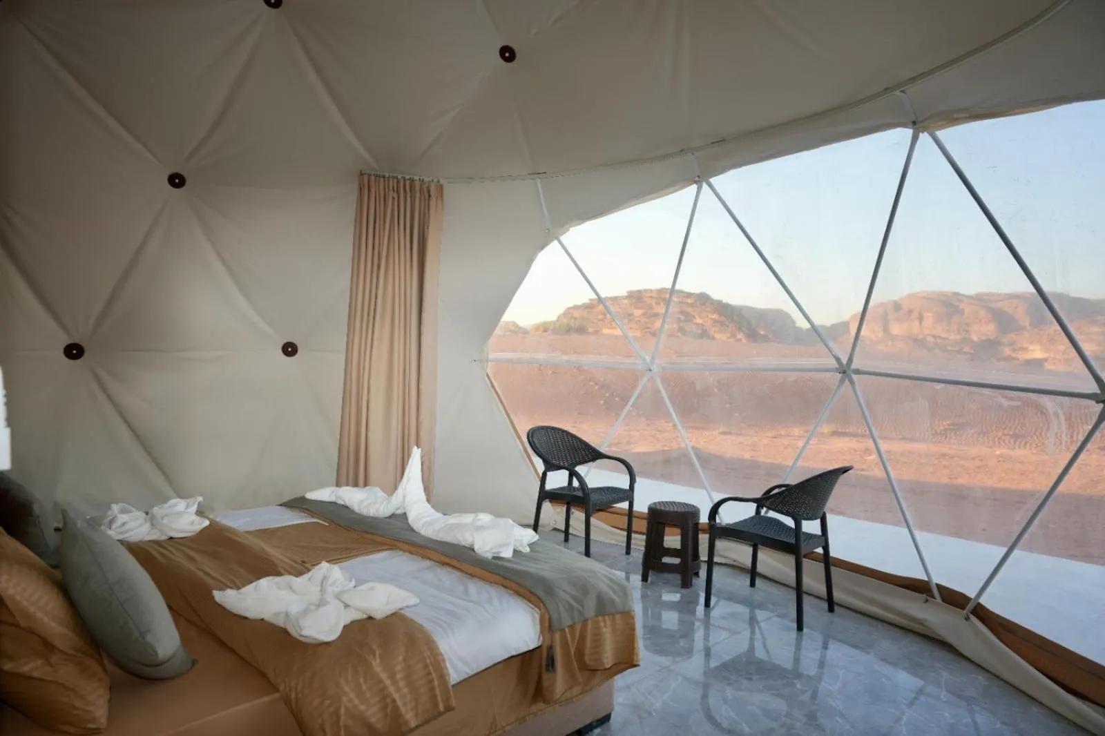 Bed in Shaheen Camp Wadi rum