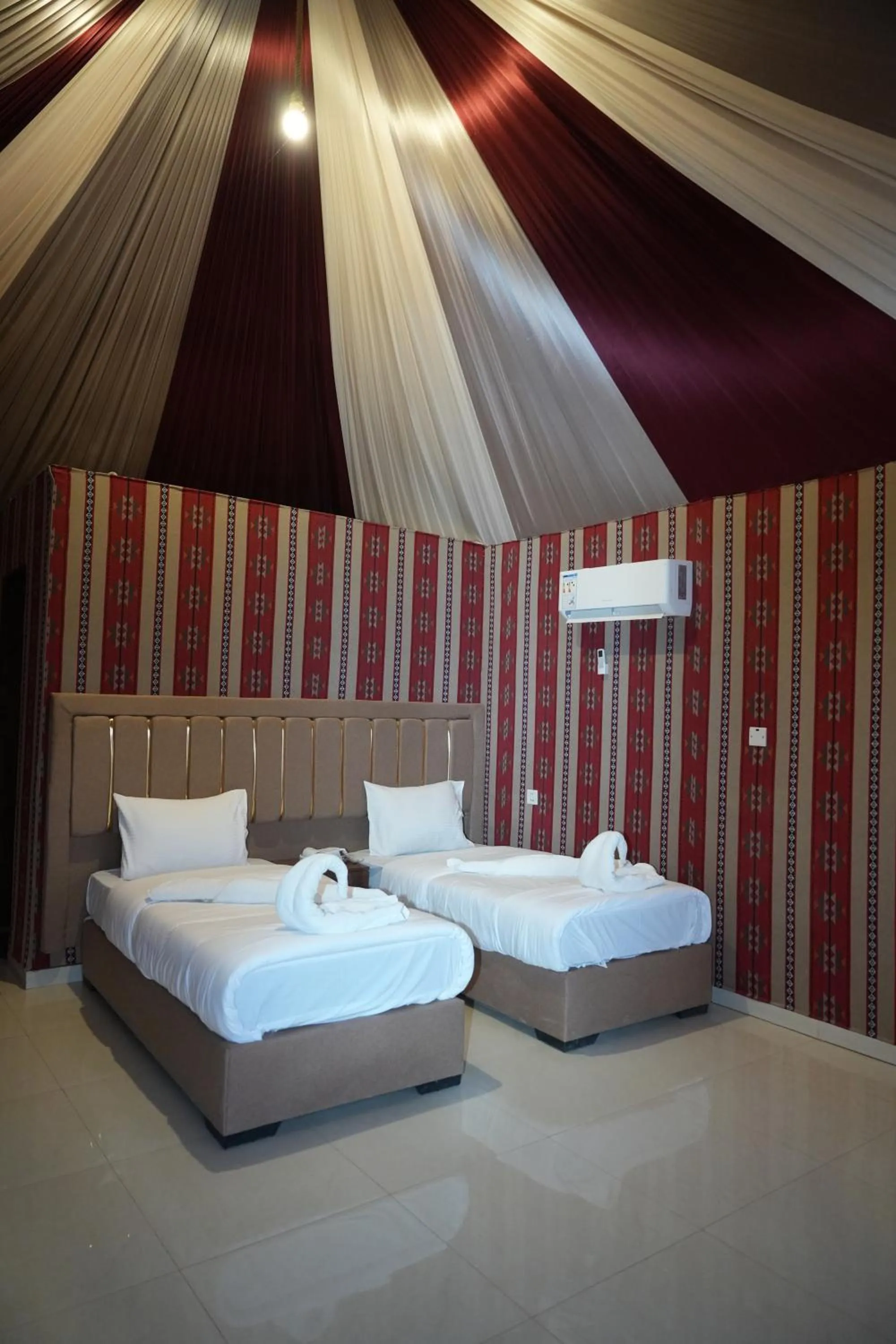 Bed in Shaheen Camp Wadi rum