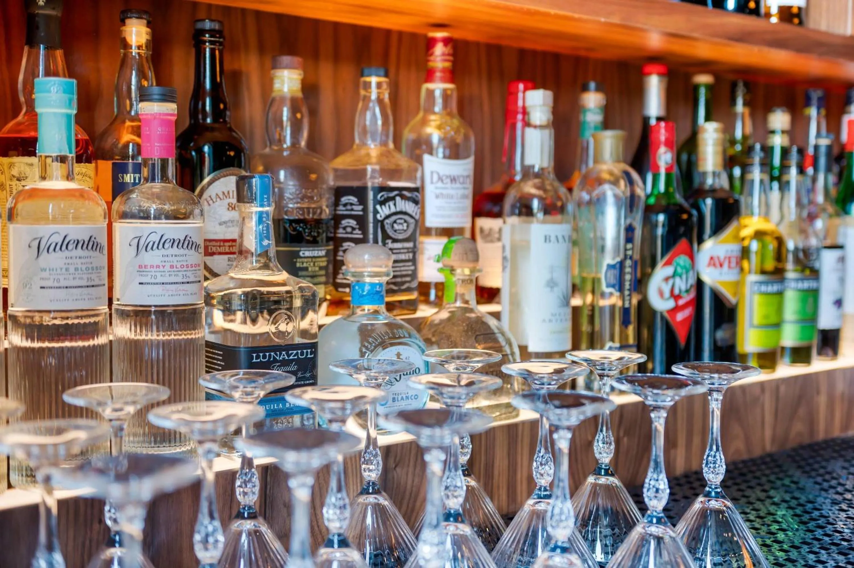 Restaurant/places to eat in Cambria Hotel Detroit Downtown