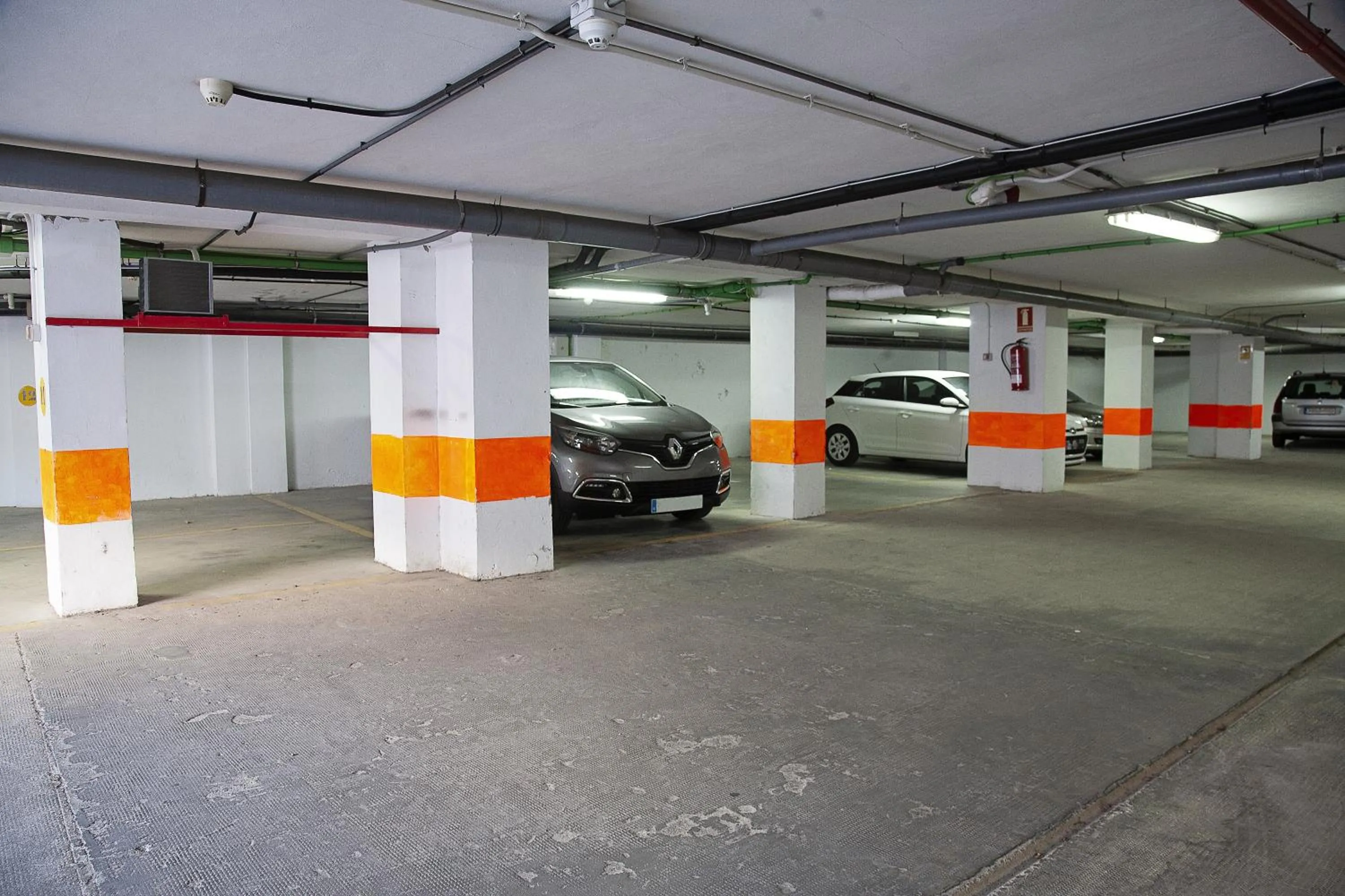 Parking in Hotel Caribe