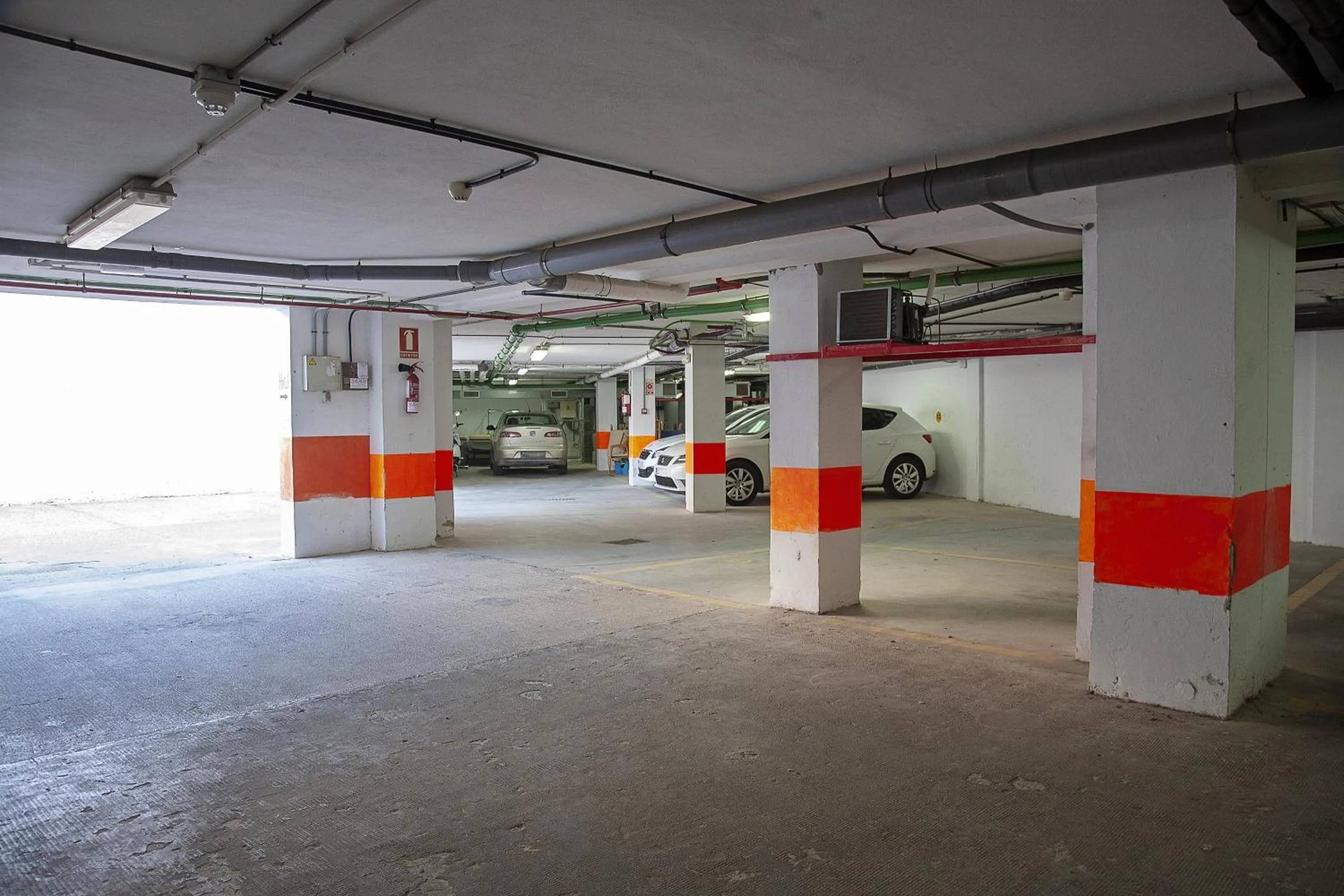 Parking in Hotel Caribe