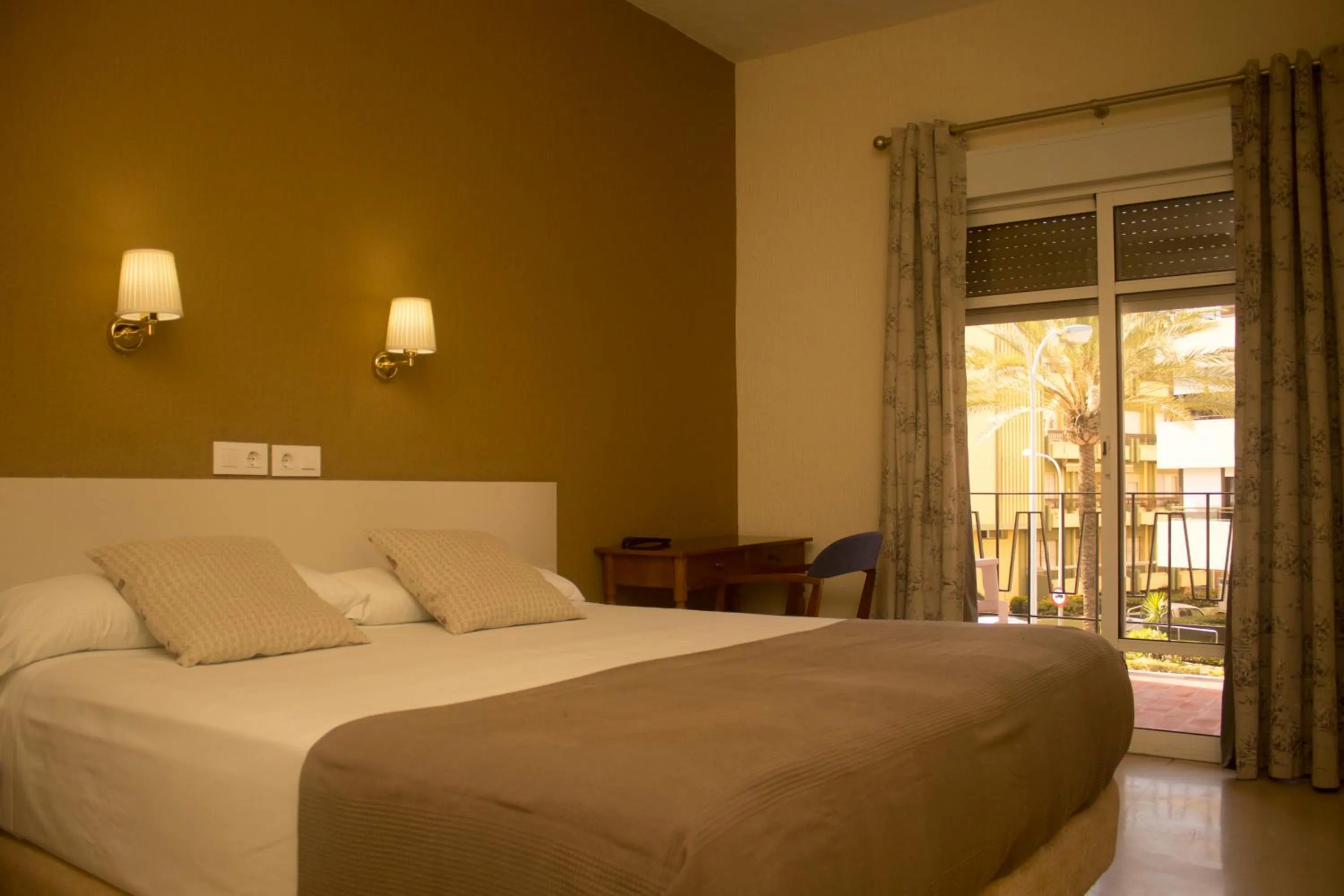 Bedroom, Bed in Hotel Caribe