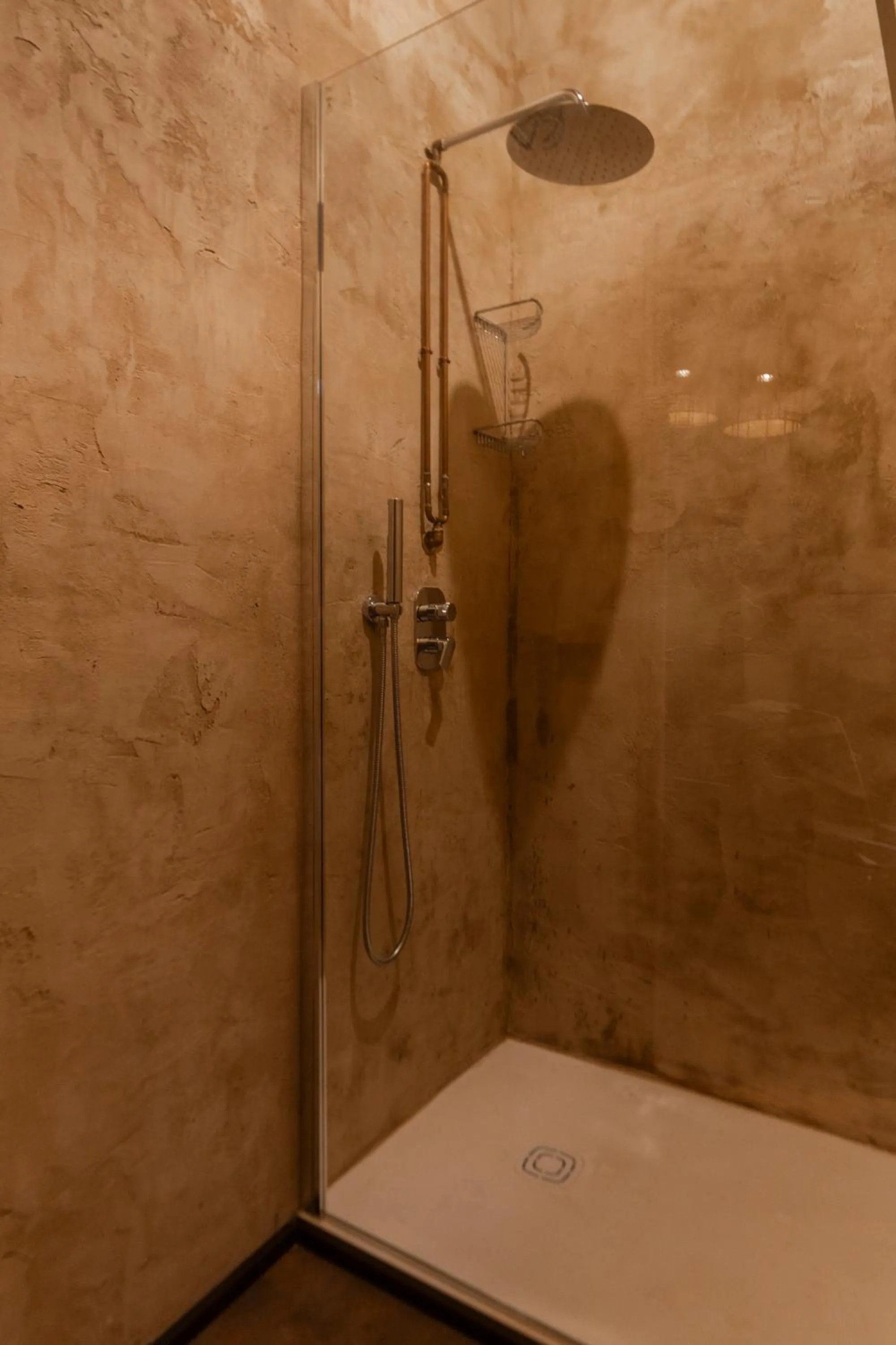 Shower in Hotel & Hostel 7