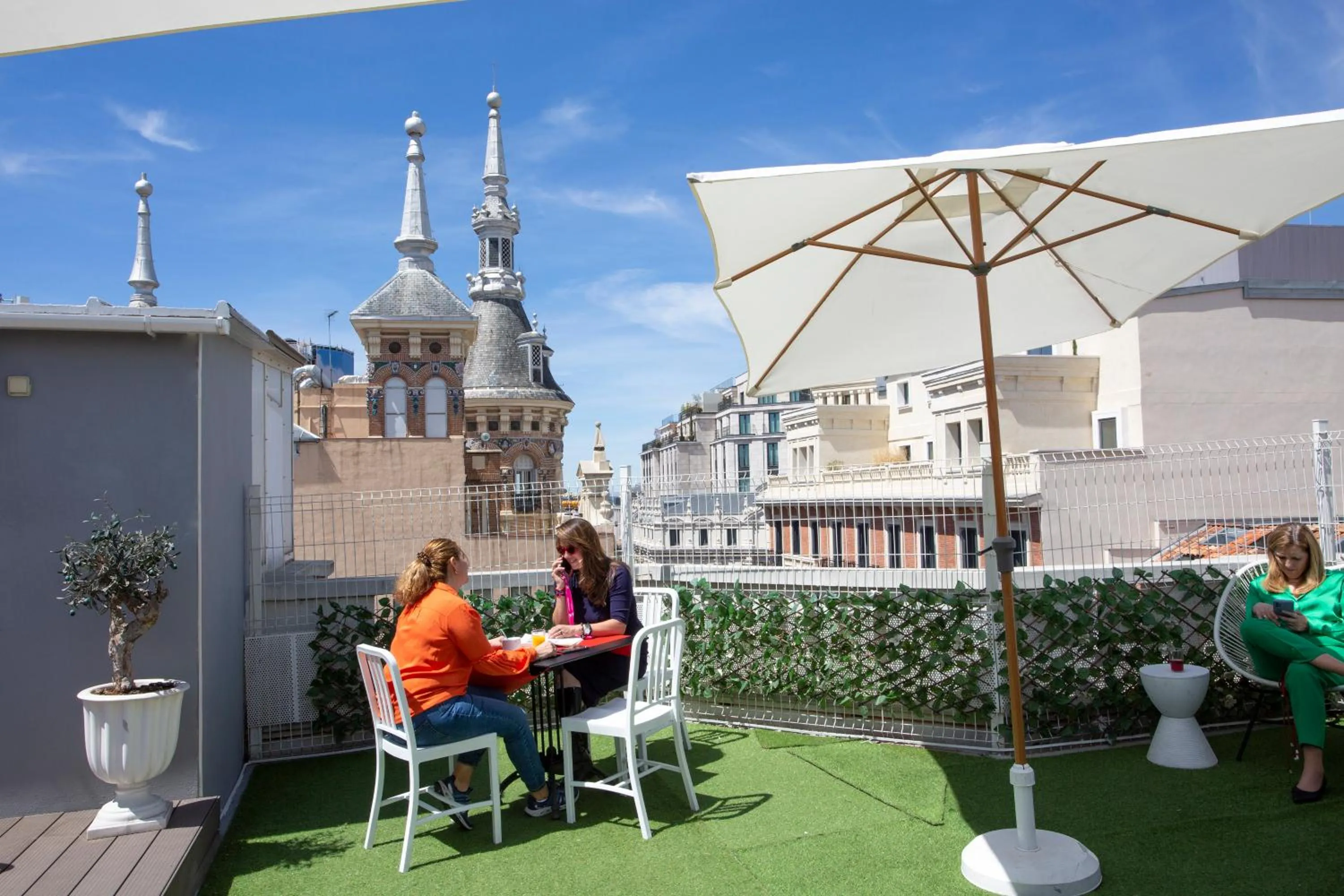 Balcony/Terrace in Casual del Teatro Madrid