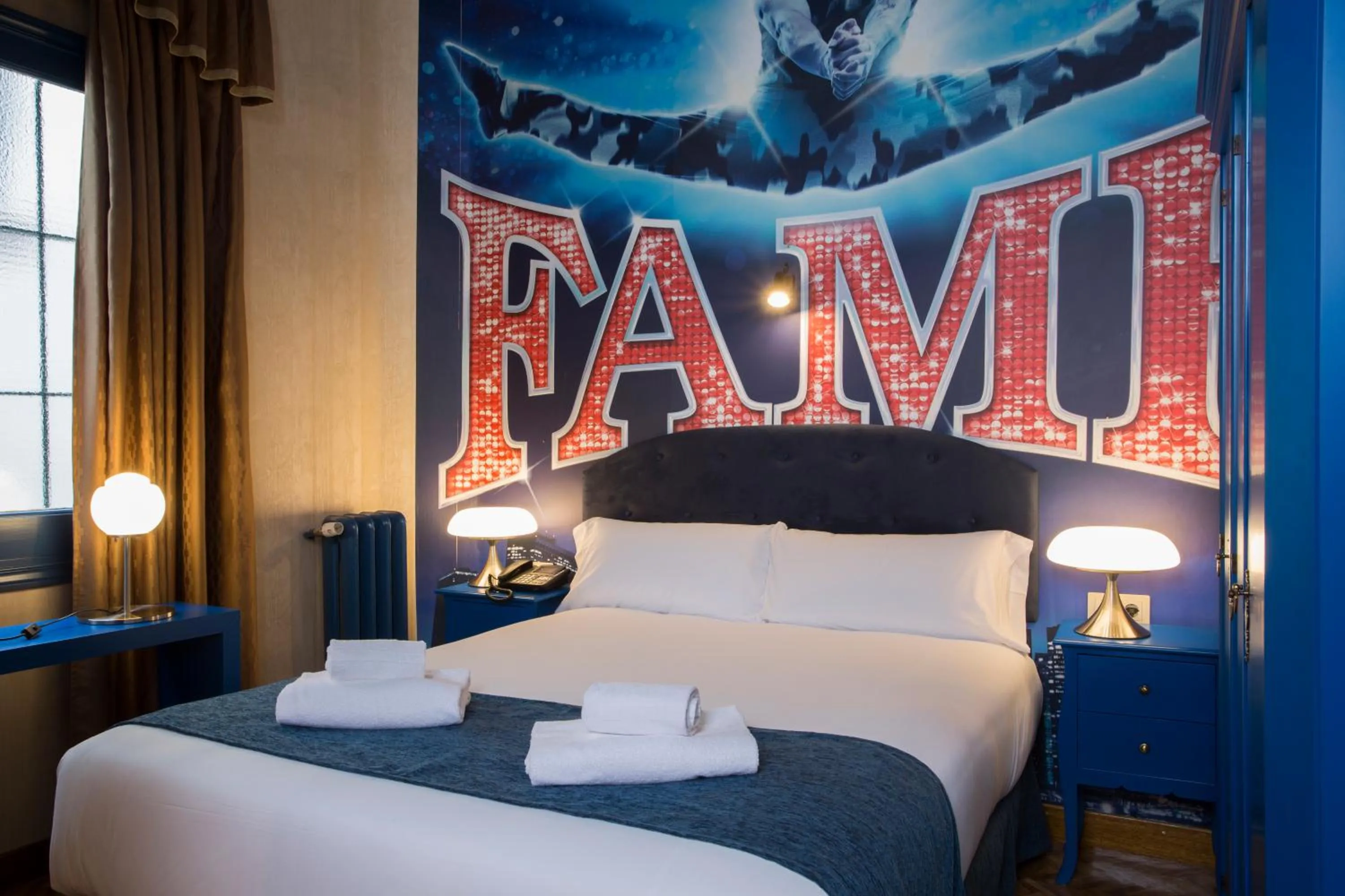 Other, Bed in Casual del Teatro Madrid