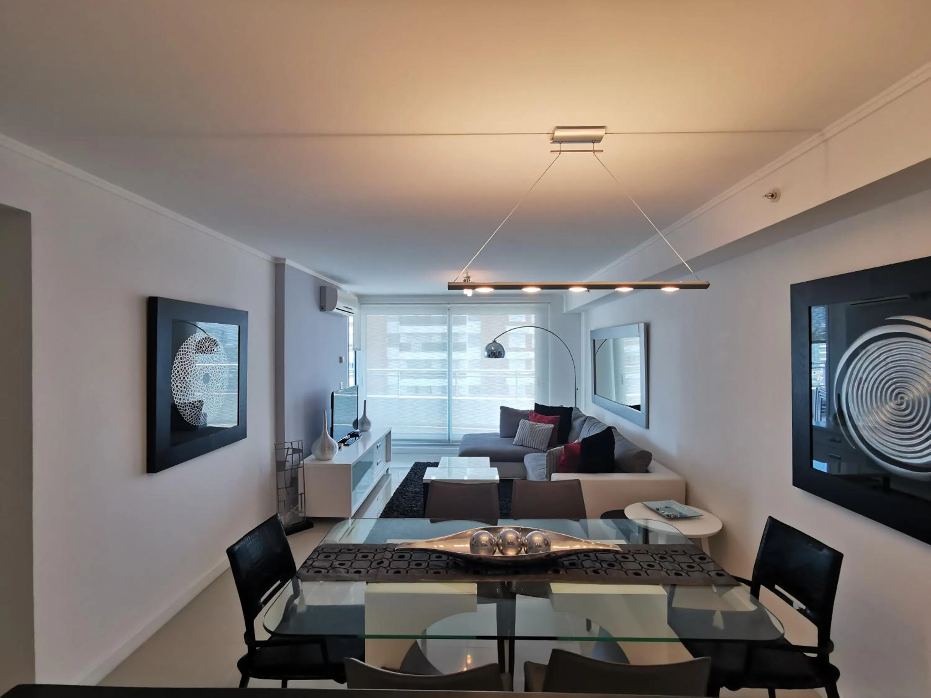 Three-Bedroom Apartment in Estelita The Forest Tower 2