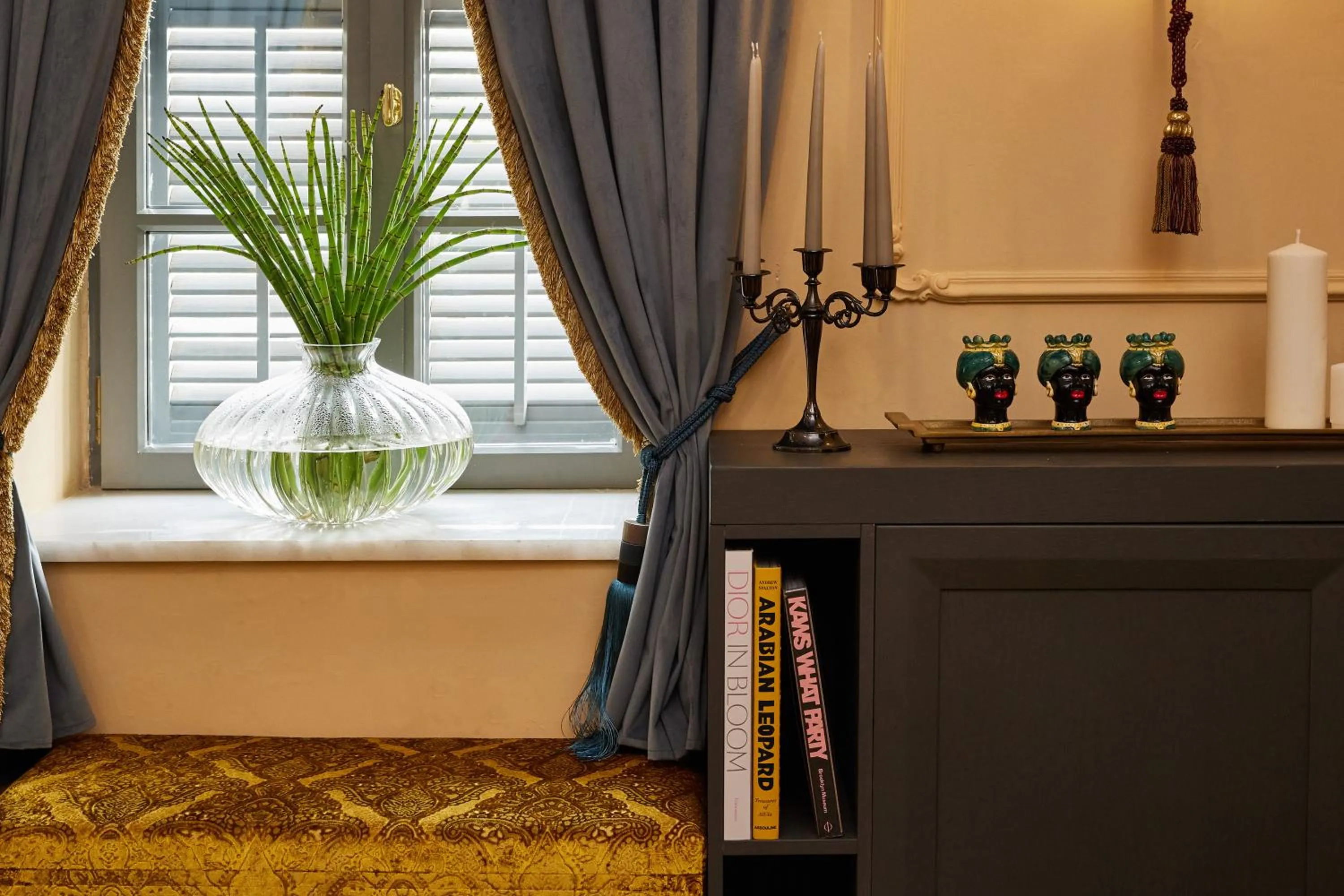 Decorative detail in Rephael House Boutique Hotel