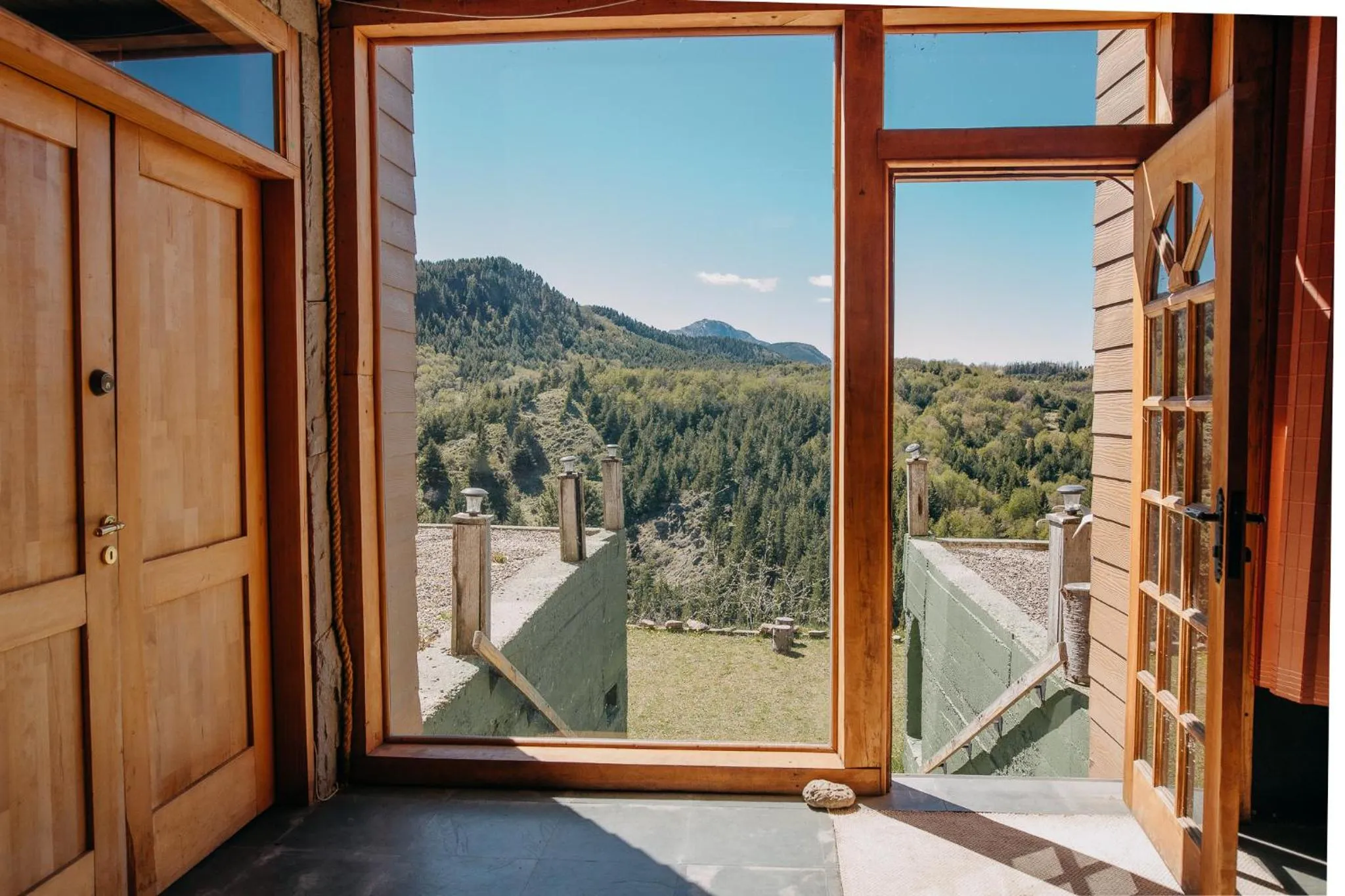 Photo of the whole room in NÓMADES Hotel Boutique