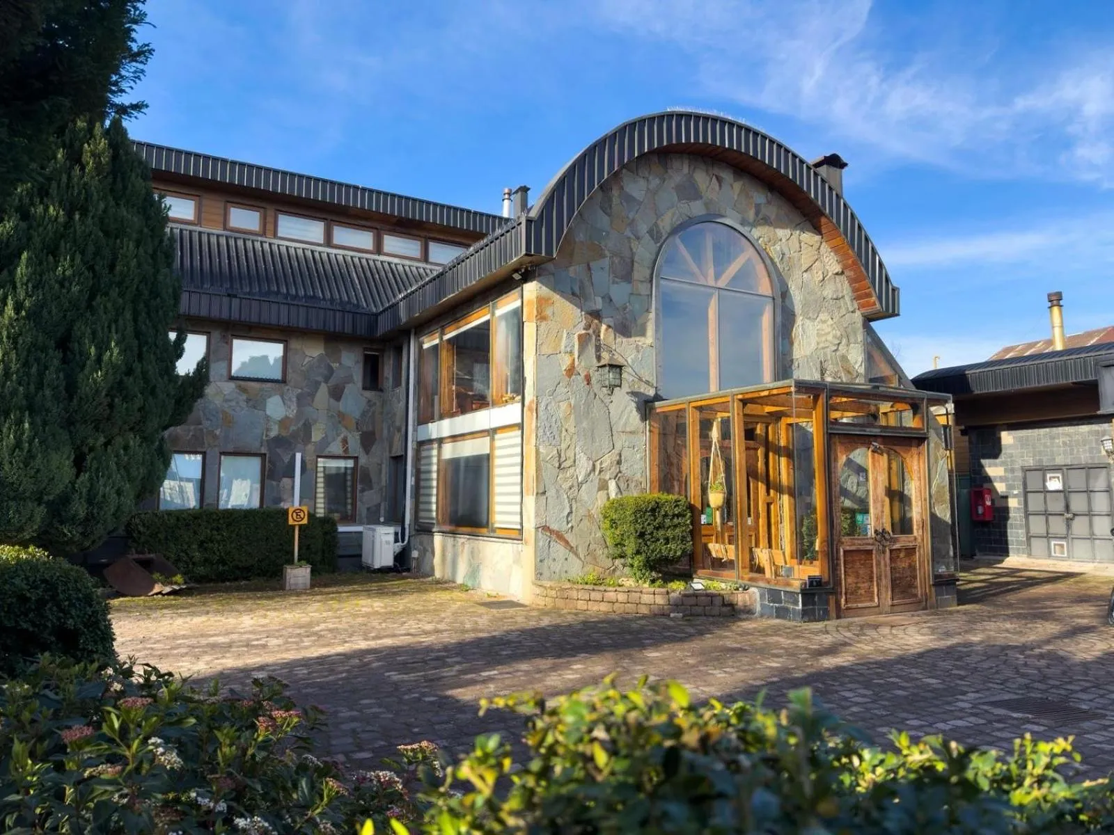 Facade/entrance in NÓMADES Hotel Boutique