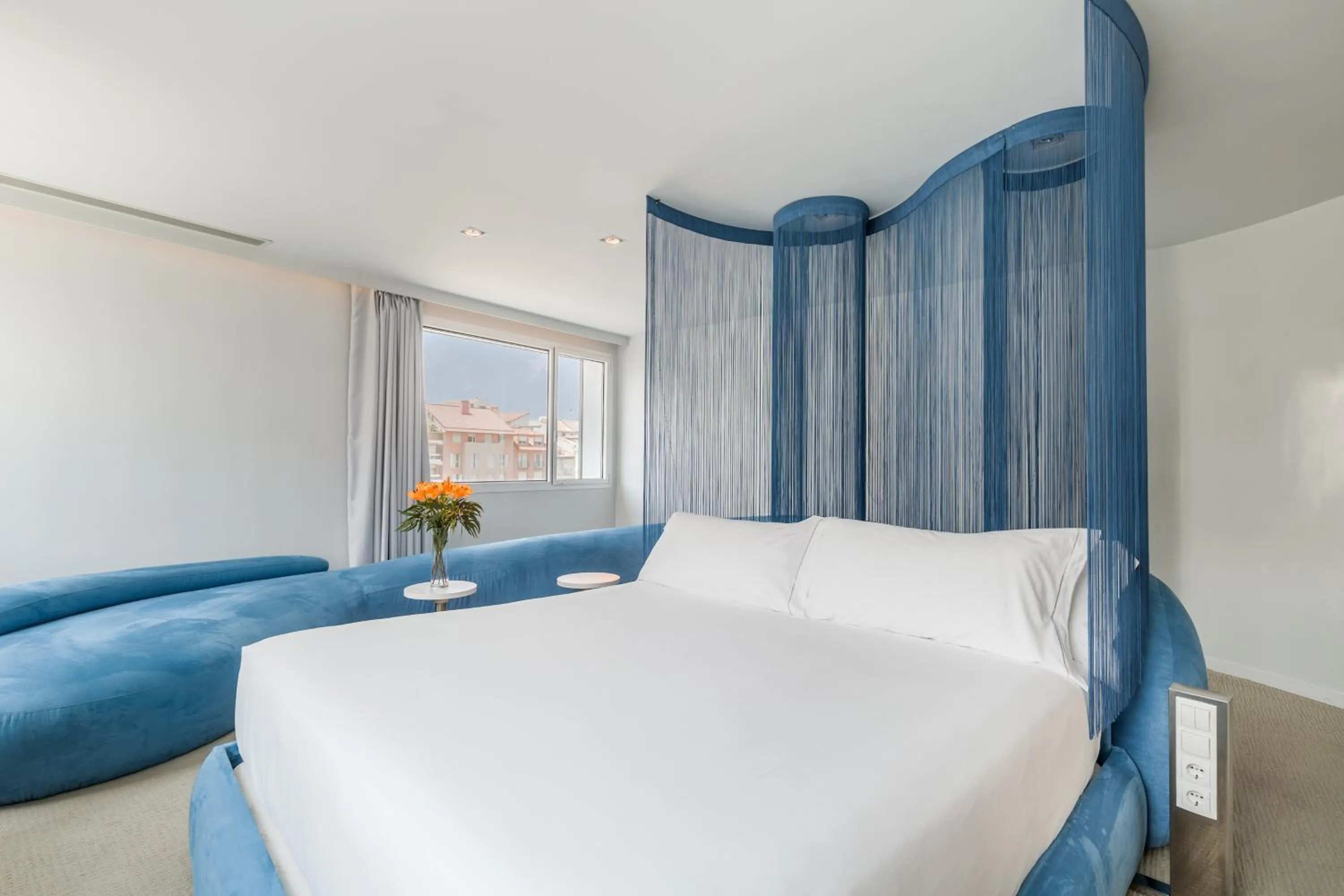 Photo of the whole room, Bed in Room Mate Oscar, Madrid