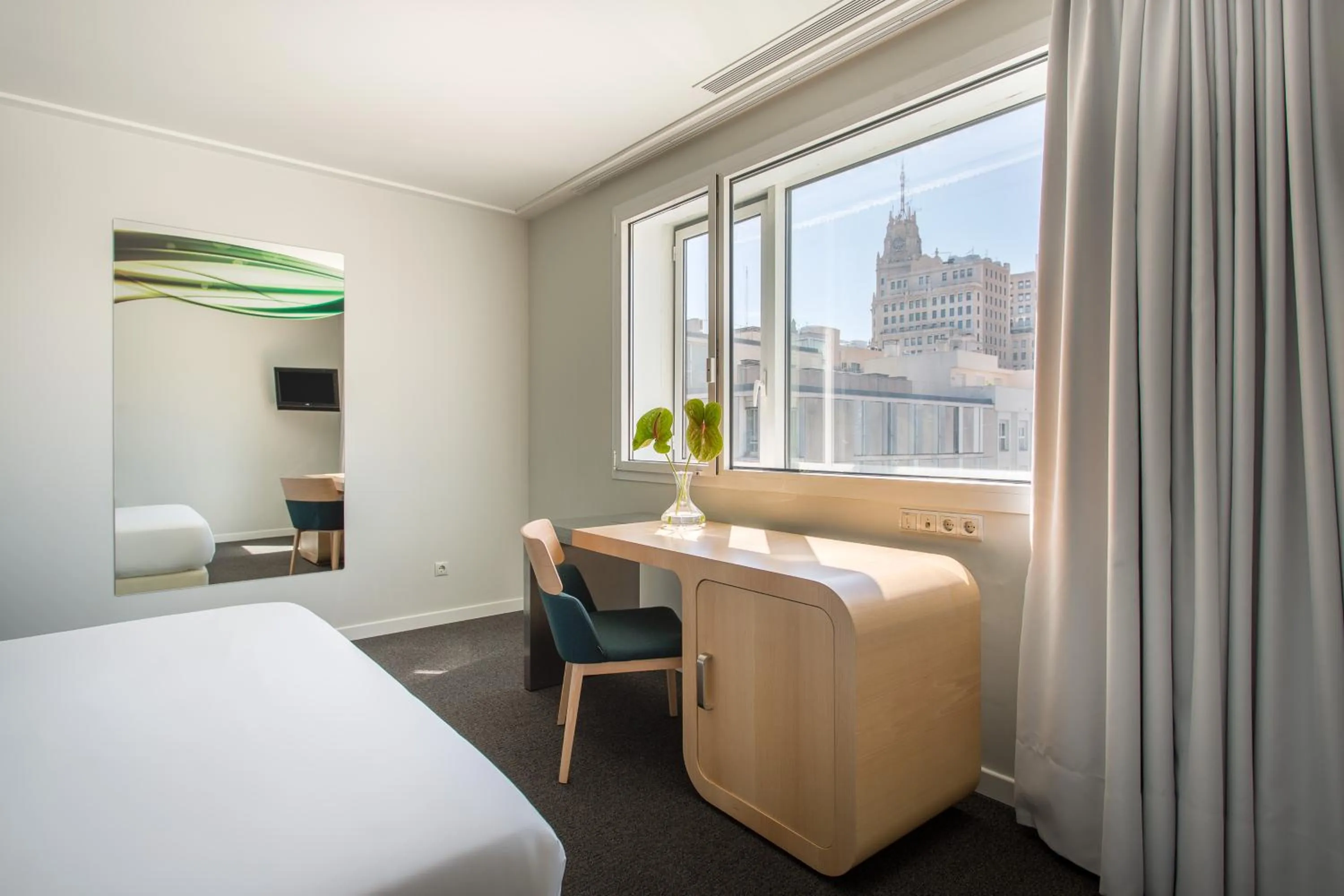 Bedroom, Bed in Room Mate Oscar, Madrid