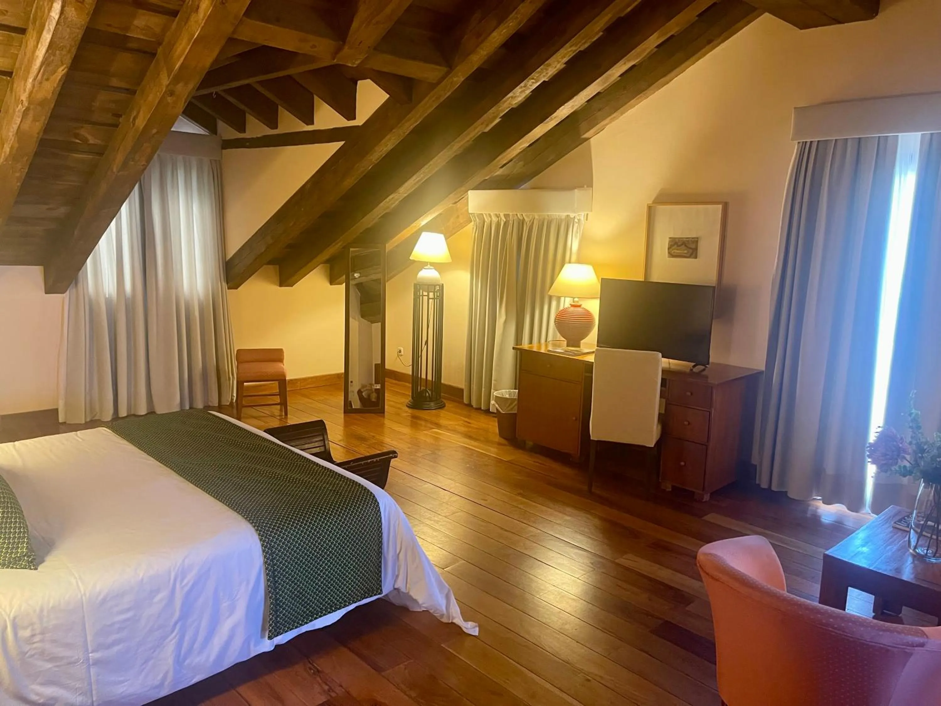 Bed in Hotel El Rancho