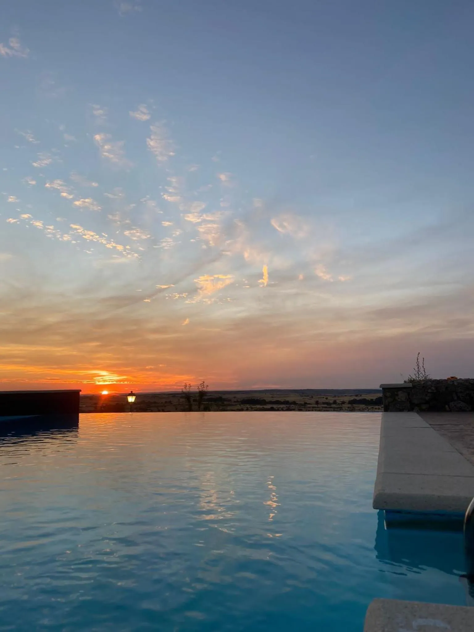 Swimming pool in Hotel El Rancho