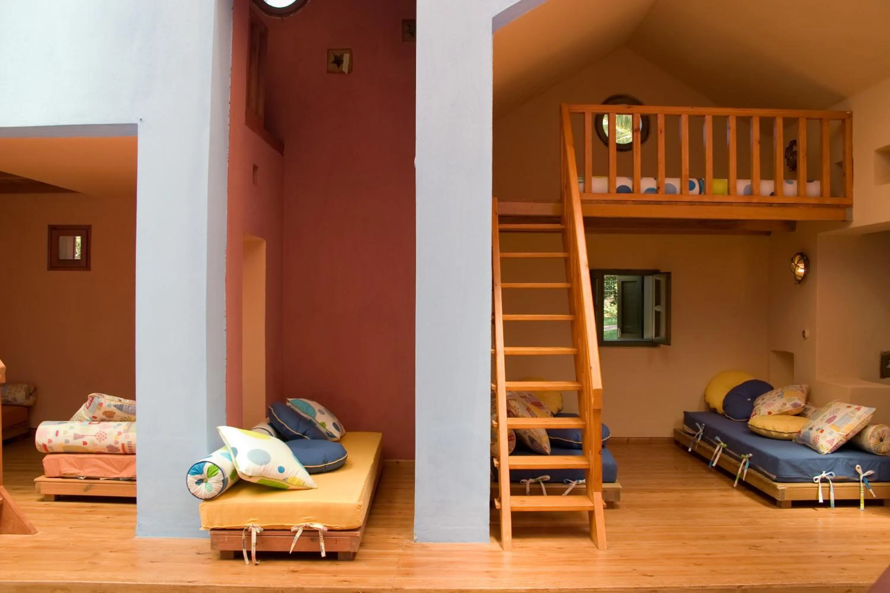 Kids's club, Bed in Aquila Rithymna Beach