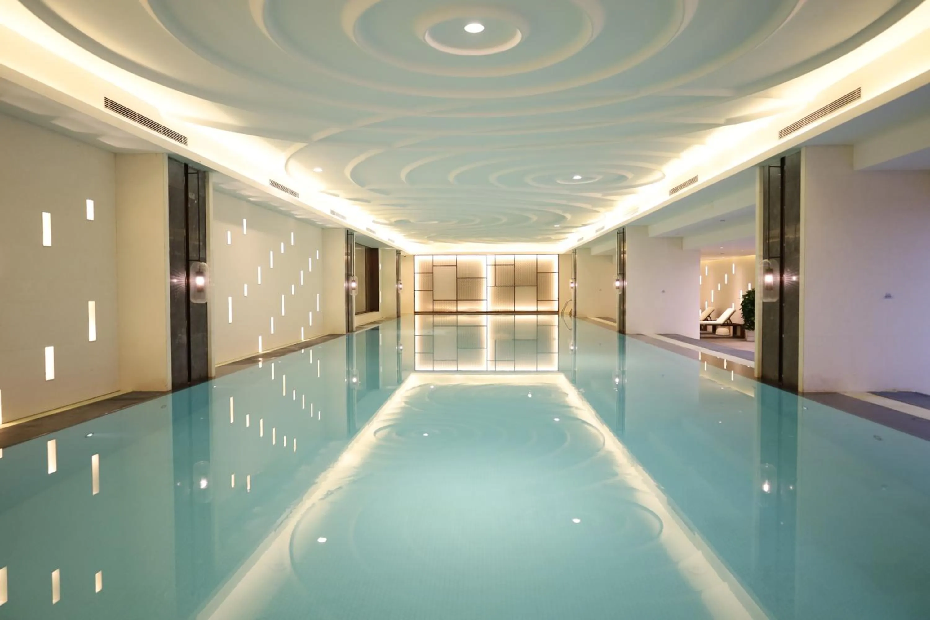 Swimming pool in Metropark Hotel Hongqiao Shanghai