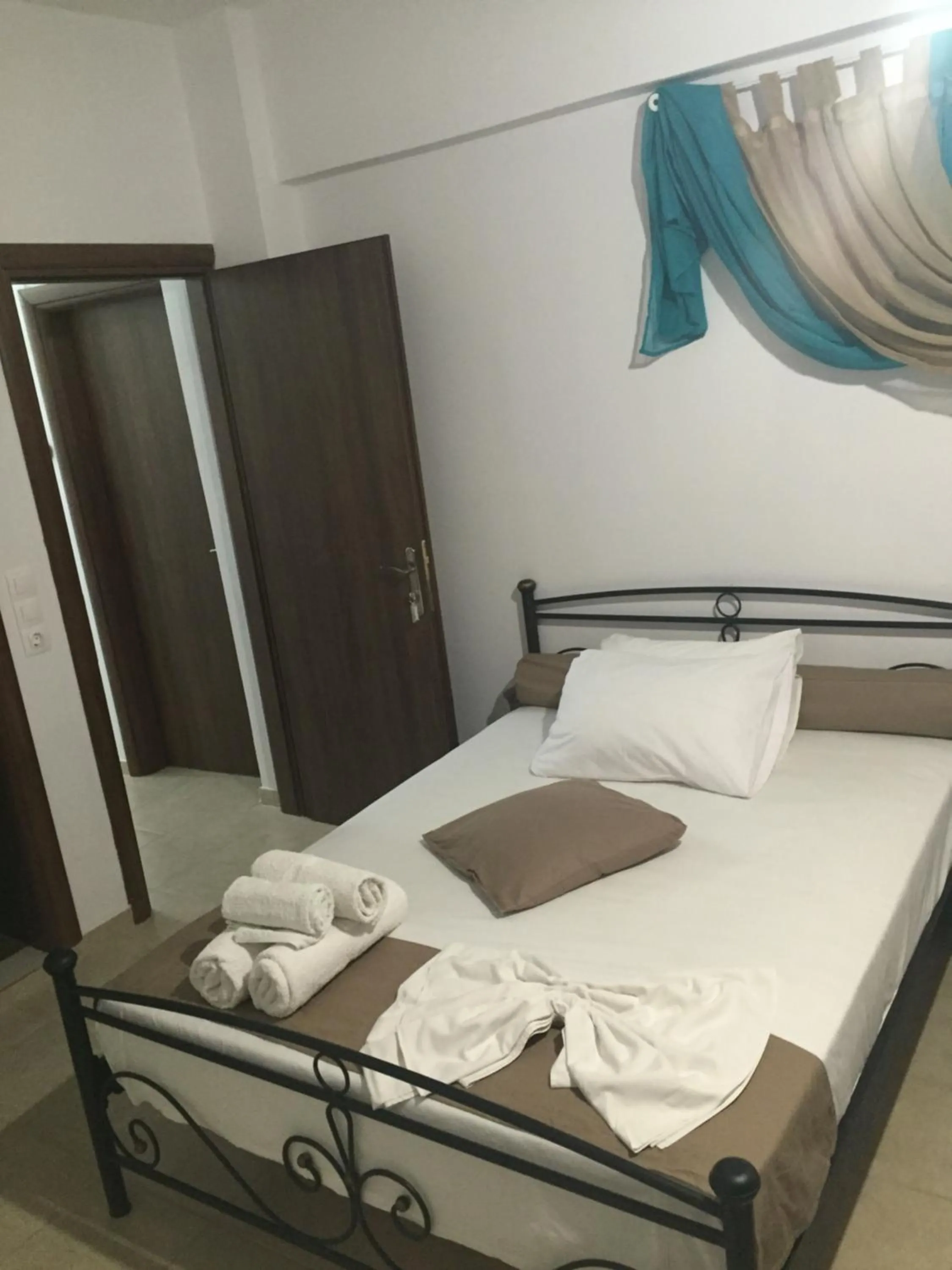 Bed in Villa Livadaros