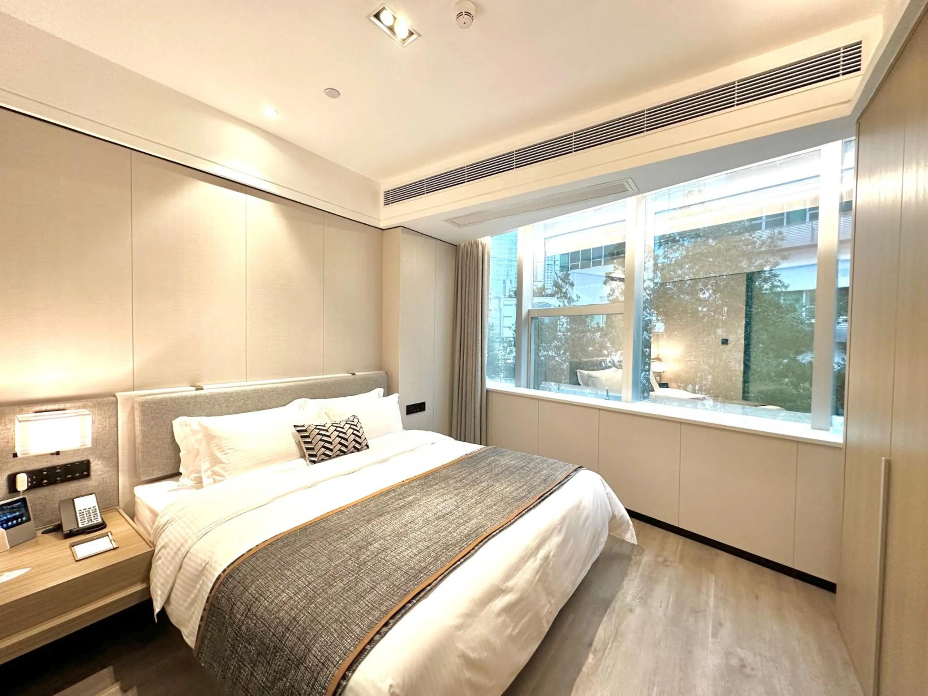 Bedroom, Bed in CM Serviced Apartment Shenzhen Dongmen