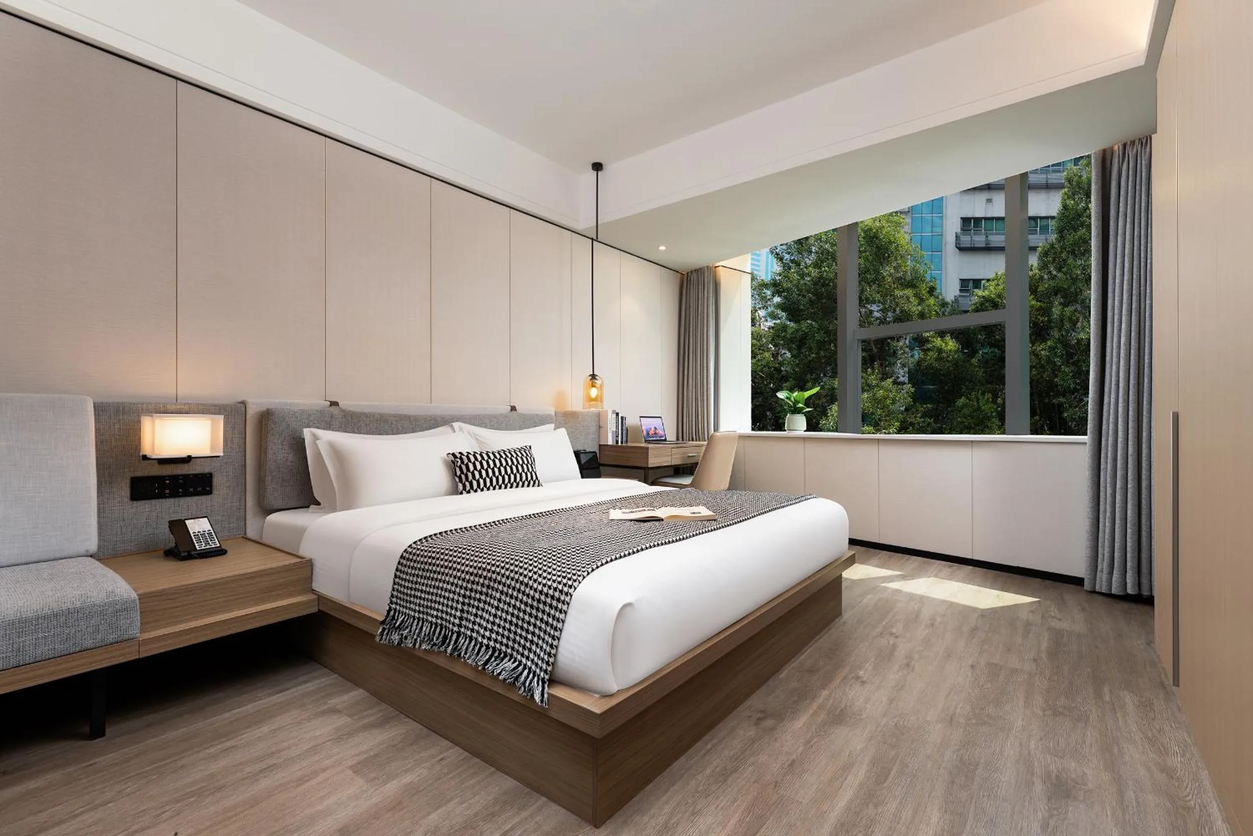 Bed in CM Serviced Apartment Shenzhen Dongmen