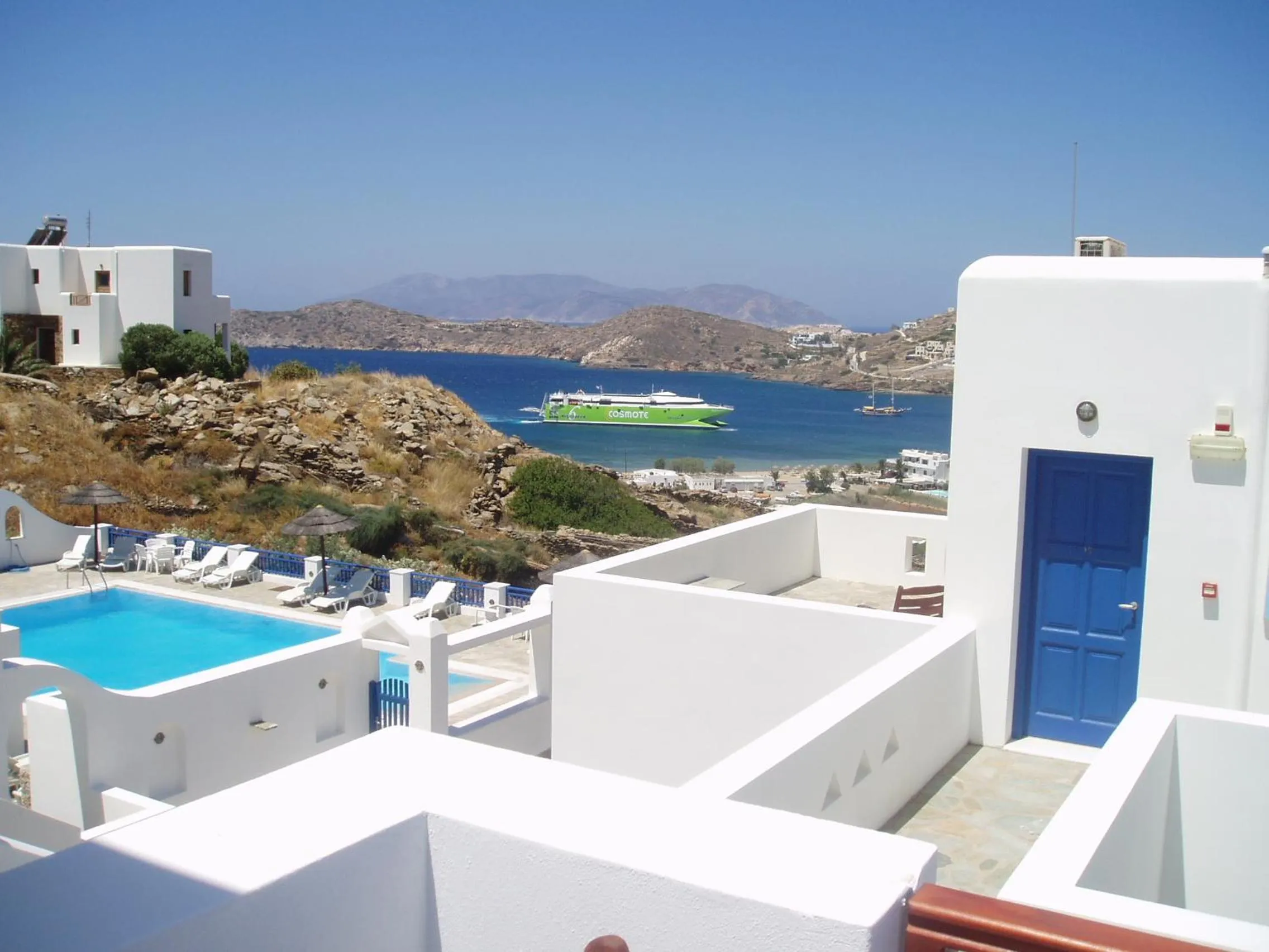 Facade/entrance in Rita's Place Hotel