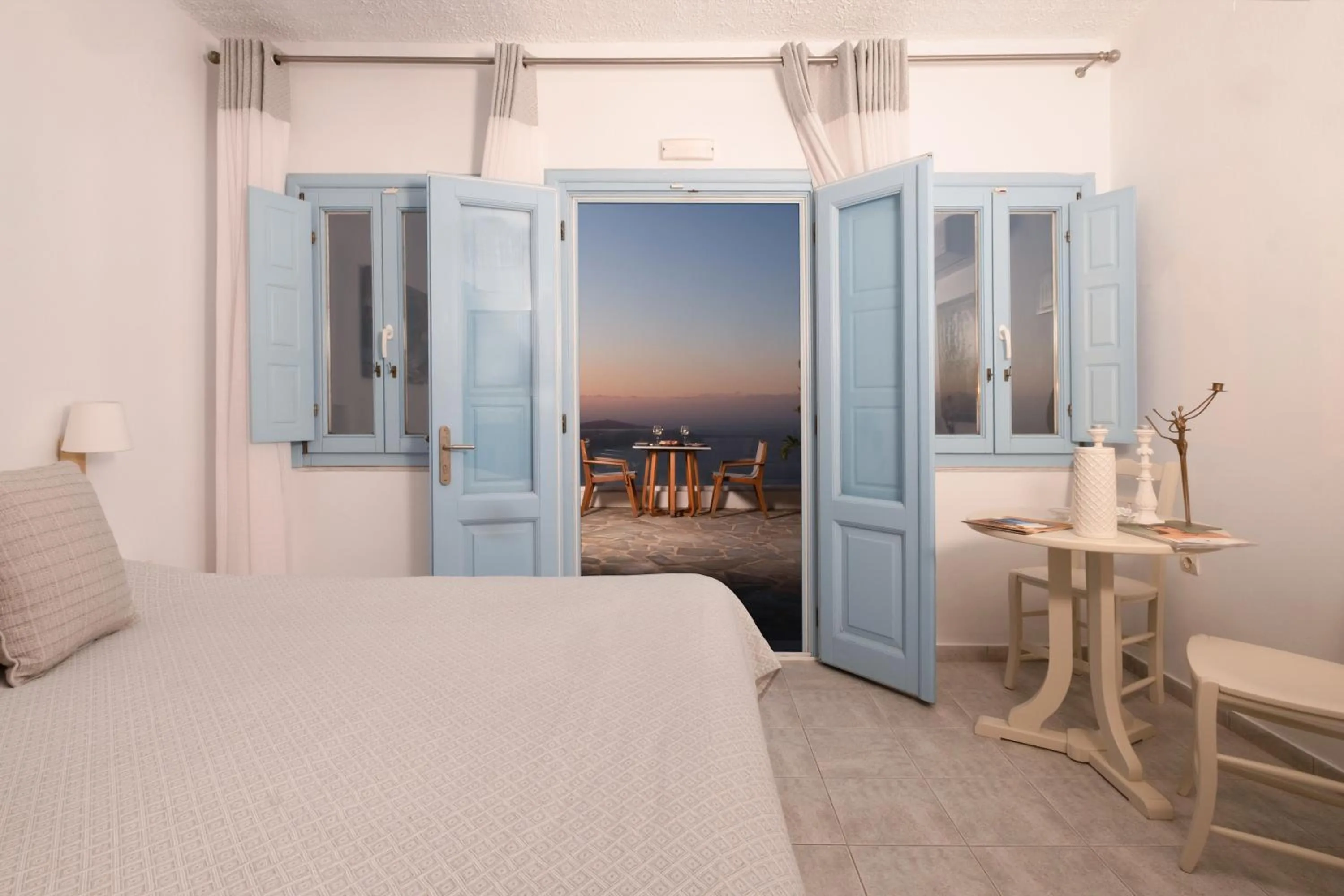 Bed in Andromeda Villas & Spa Resort